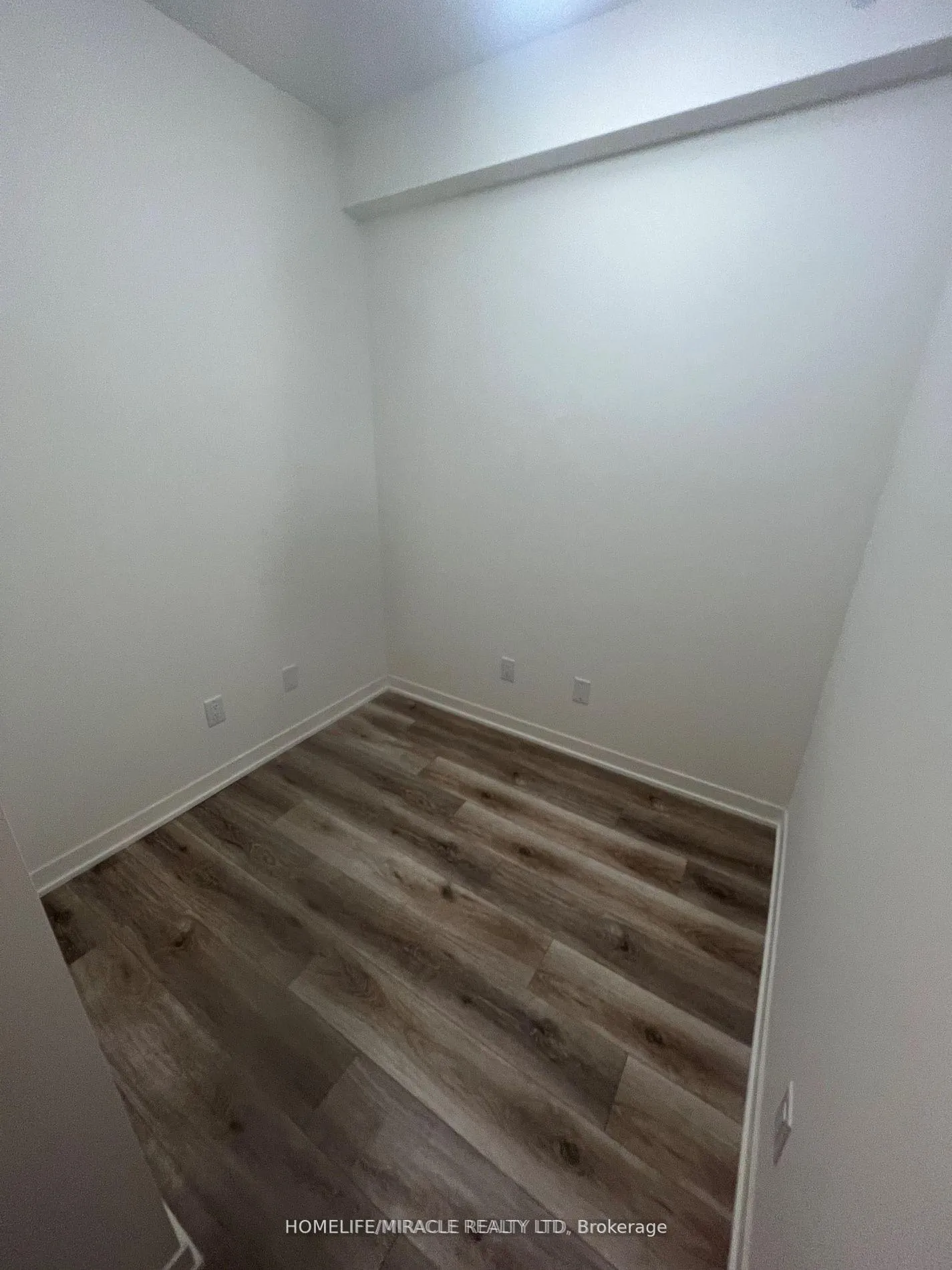 Photo 6 of Unit 1203, 128 King Street, Kitchener — HOMEH