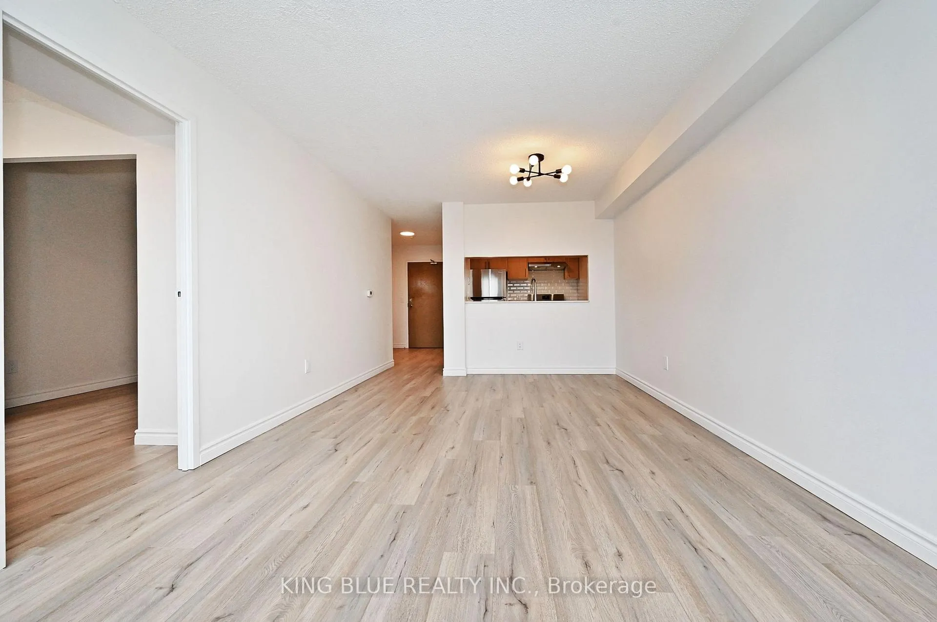 Photo 2 of Unit 406, 955 O'Connor Drive, Toronto, O'Connor-Parkview — HOMEH