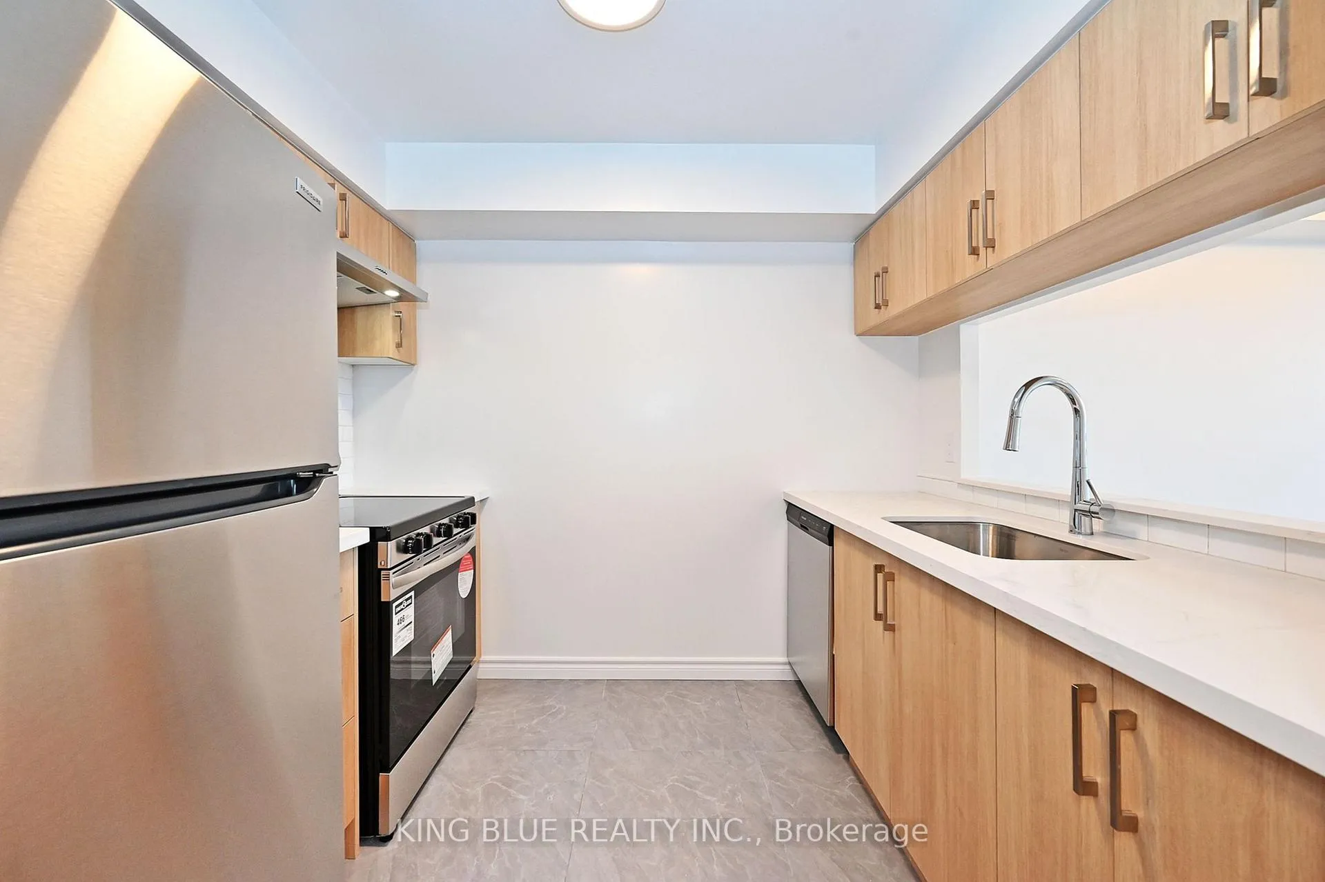 Photo 3 of Unit 406, 955 O'Connor Drive, Toronto, O'Connor-Parkview — HOMEH