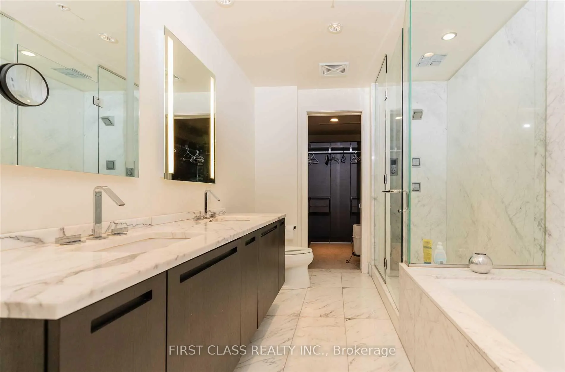 Photo 9 of Unit 4106, 180 University Avenue, Toronto, Bay Street Corridor — HOMEH