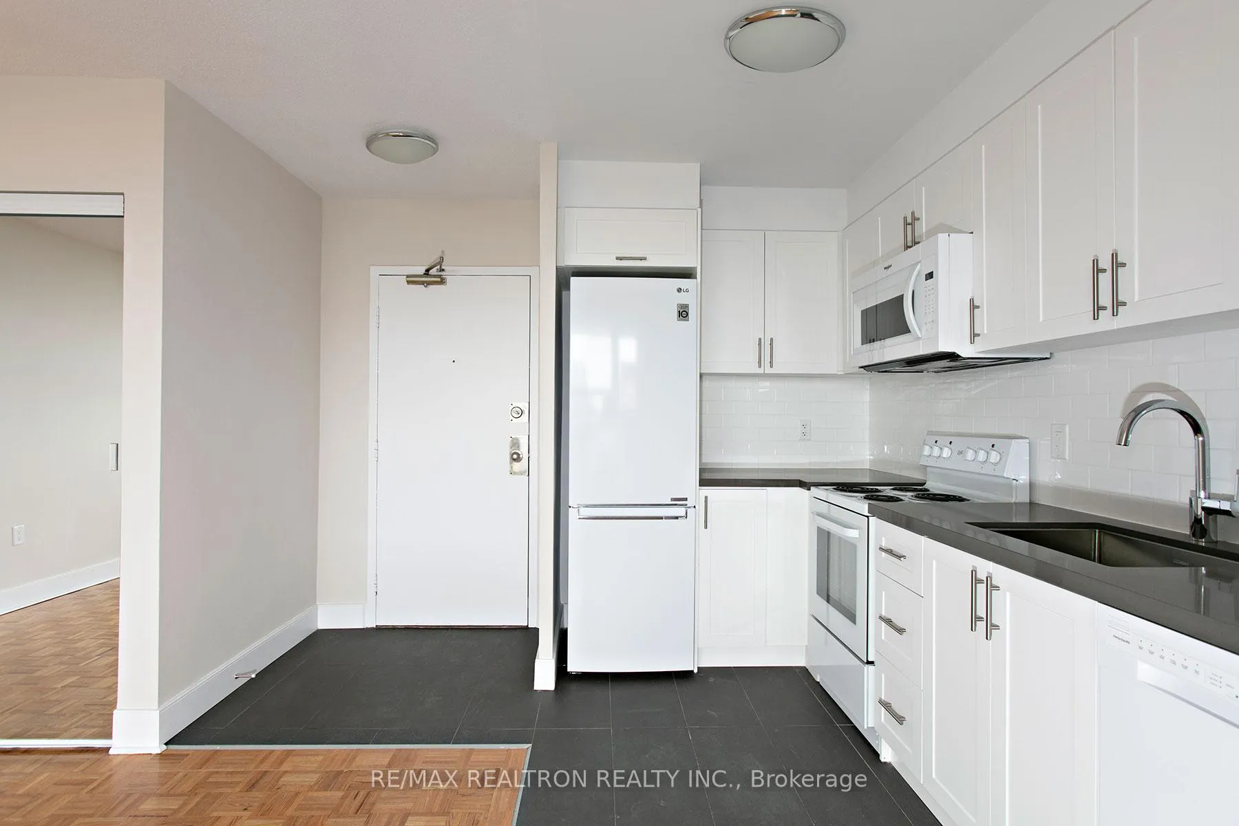 Front of Unit 207, 1500 Bathurst Street