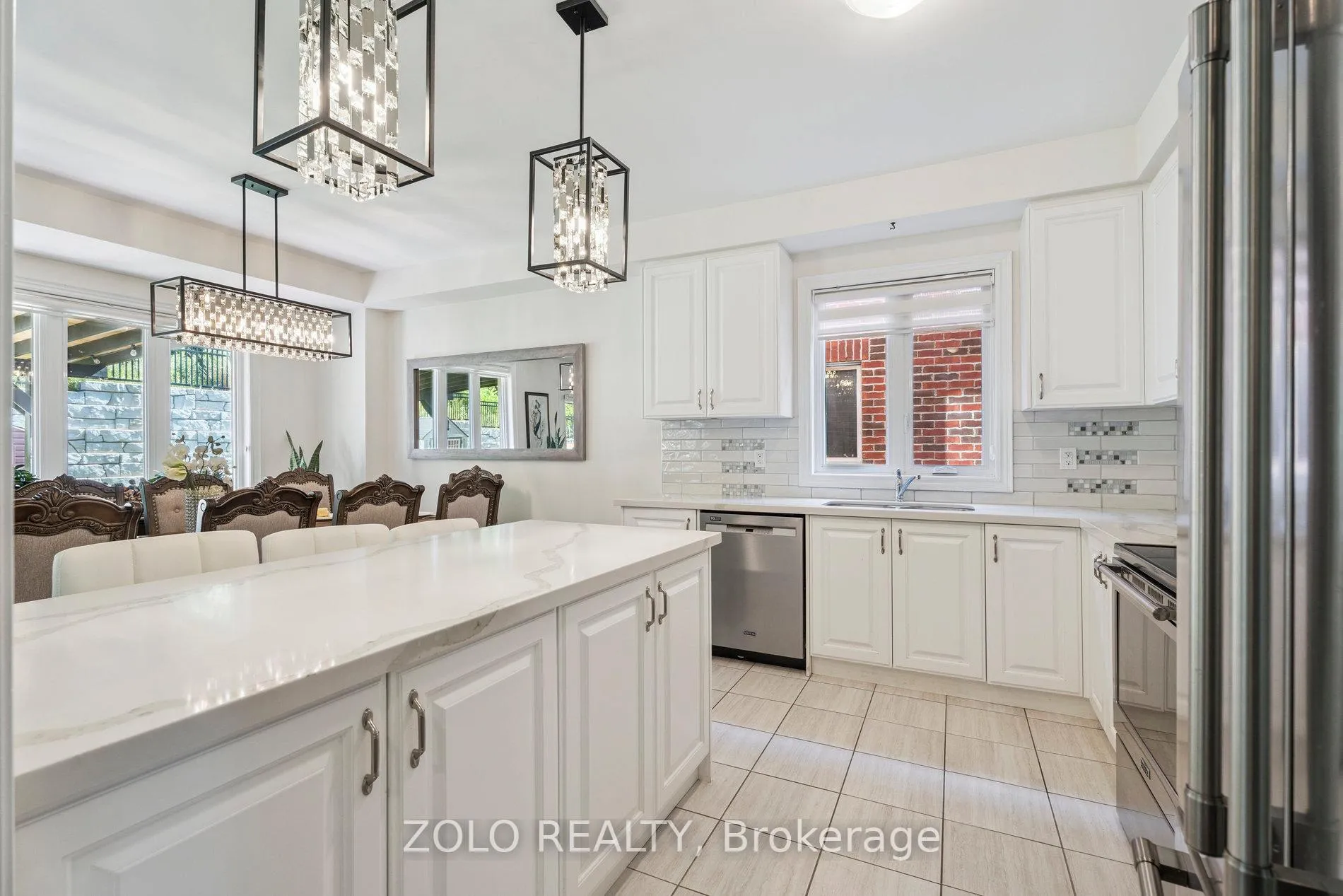 Photo 9 of 143 Kingsmere Crescent, New Tecumseth, Alliston — HOMEH