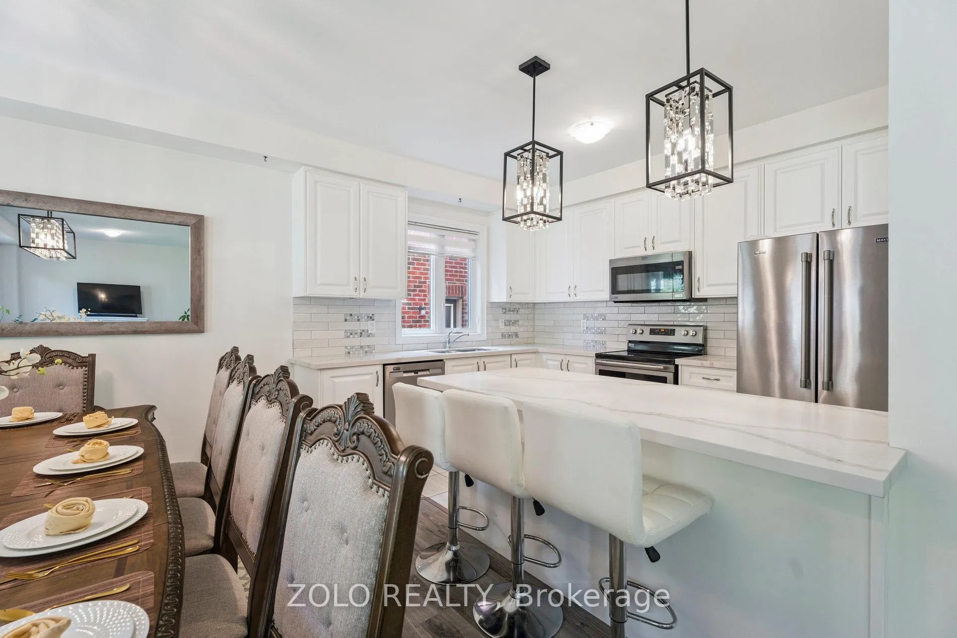 Photo 13 of 143 Kingsmere Crescent, New Tecumseth, Alliston — HOMEH