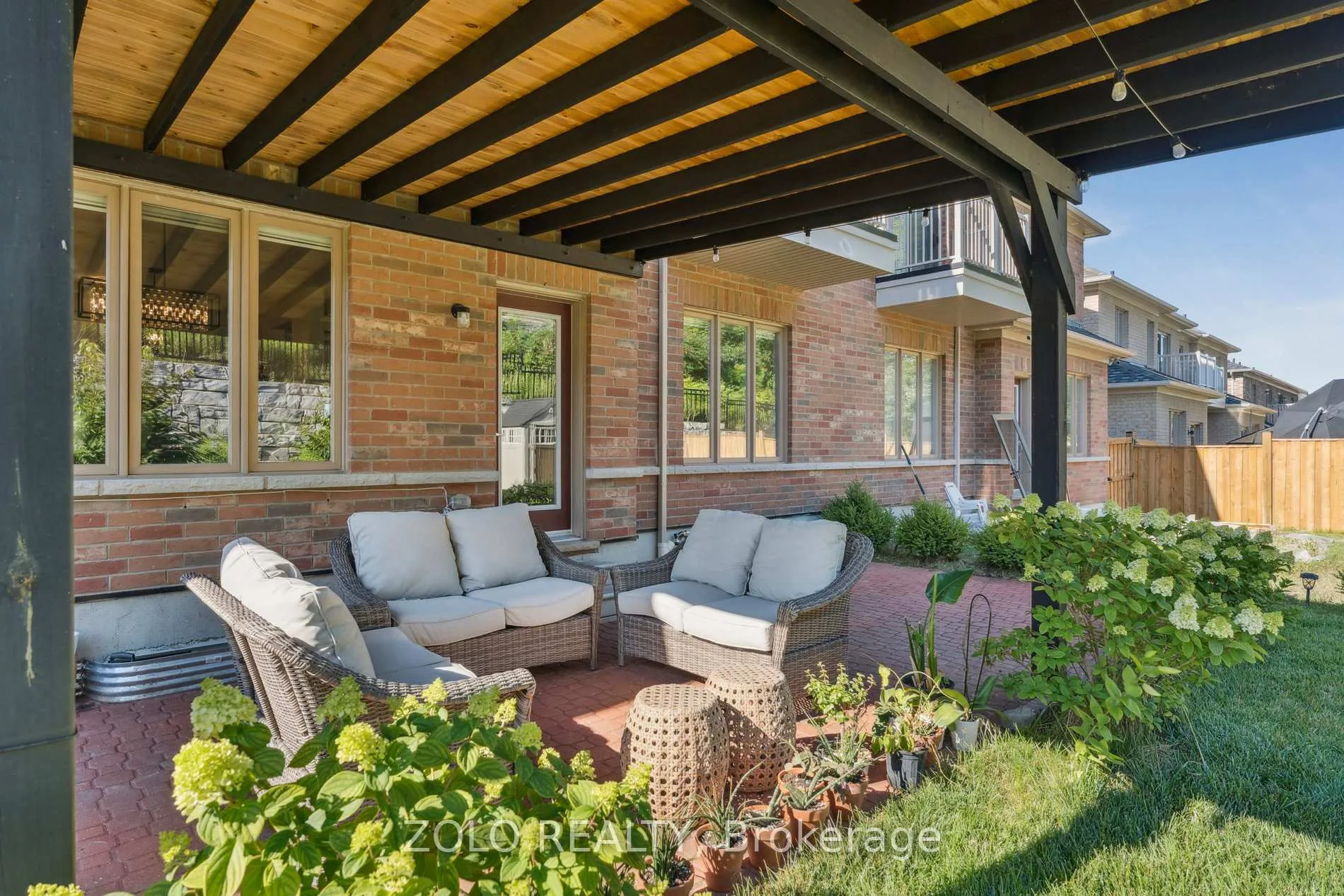 Photo 32 of 143 Kingsmere Crescent, New Tecumseth, Alliston — HOMEH