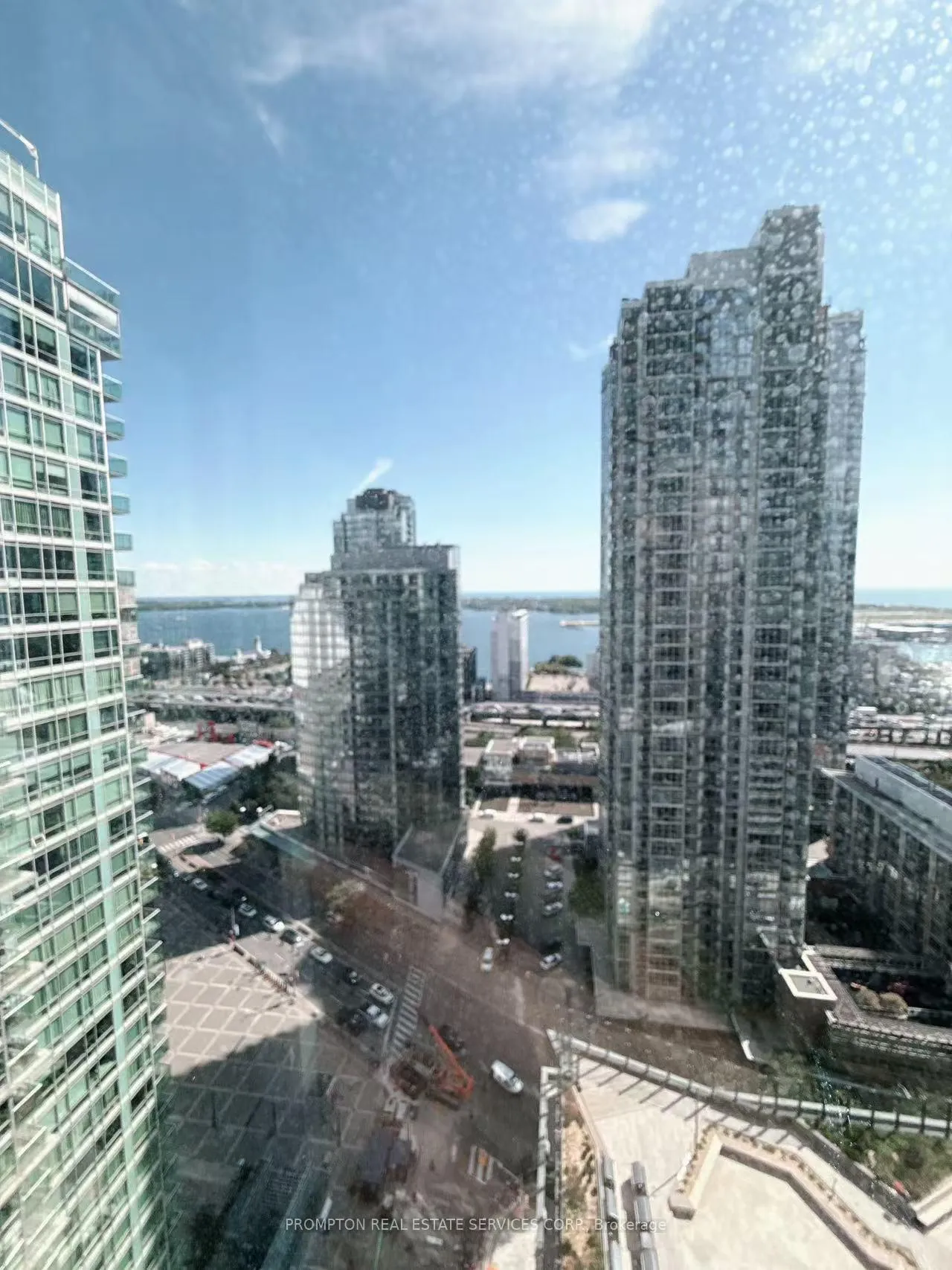 Photo 11 of Unit 1905, 1 Concord Cityplace Way, Toronto, Waterfront Communities — HOMEH