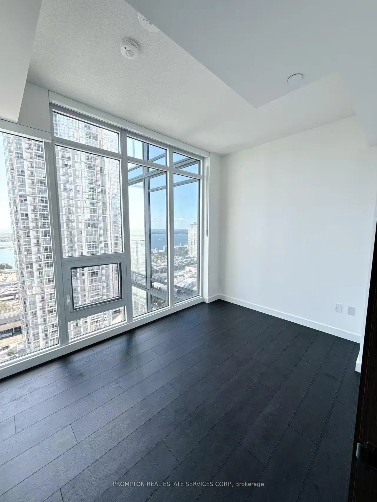 Photo 16 of Unit 1905, 1 Concord Cityplace Way, Toronto, Waterfront Communities — HOMEH