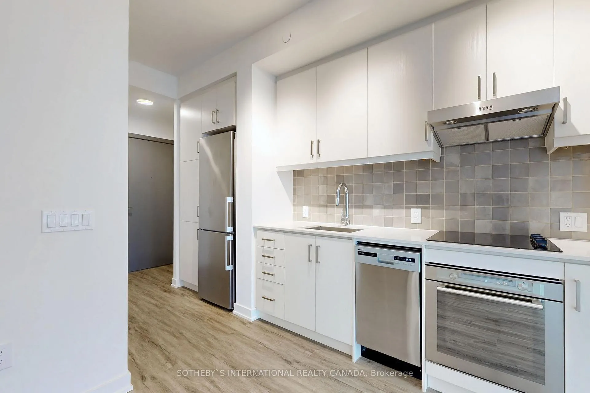Photo 10 of Unit 310, 9 Tecumseth Street, Toronto, Niagara — HOMEH