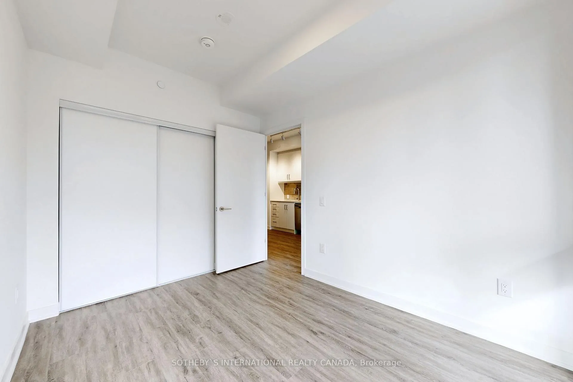 Photo 11 of Unit 310, 9 Tecumseth Street, Toronto, Niagara — HOMEH