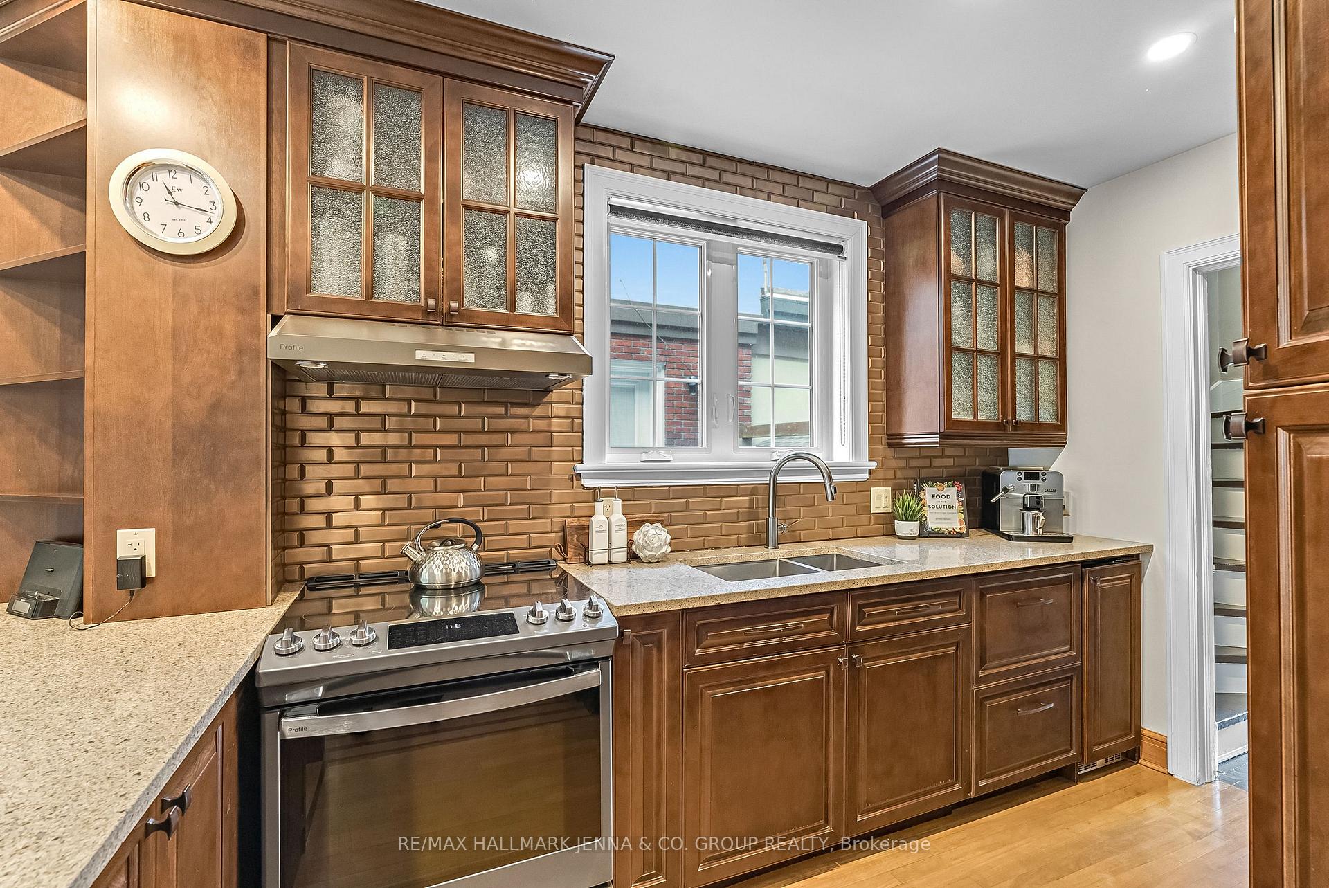 Photo 4 of 217 Glebe Avenue, Ottawa, Glebe — HOMEH
