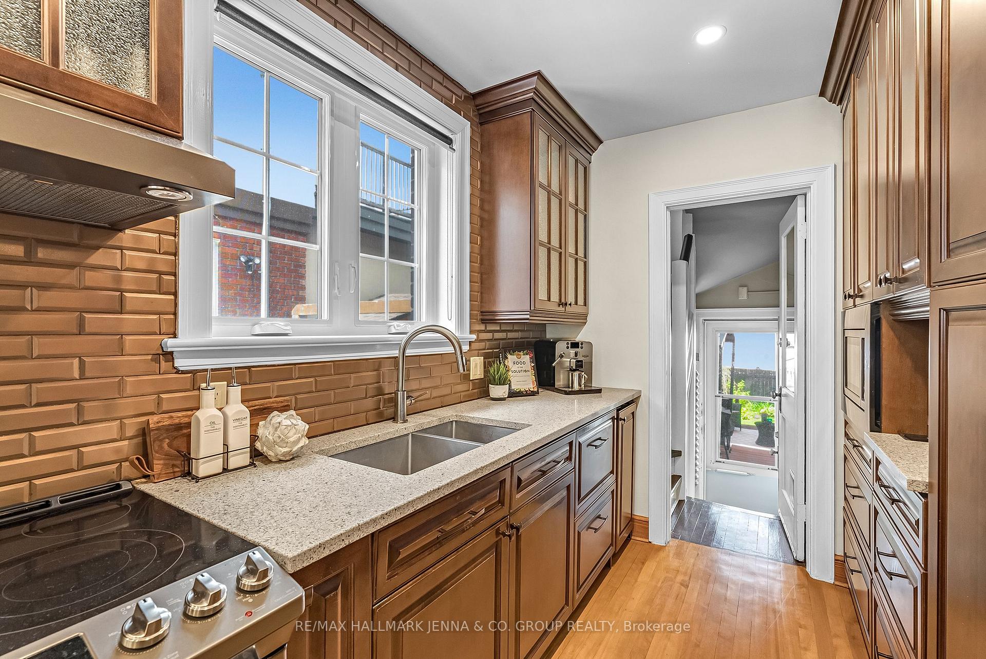 Photo 5 of 217 Glebe Avenue, Ottawa, Glebe — HOMEH