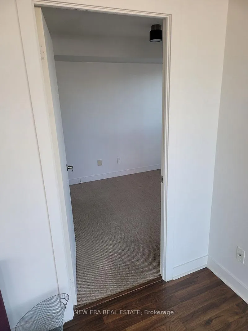 Photo 10 of Unit 804, 80 Western Battery Road, Toronto, Niagara — HOMEH