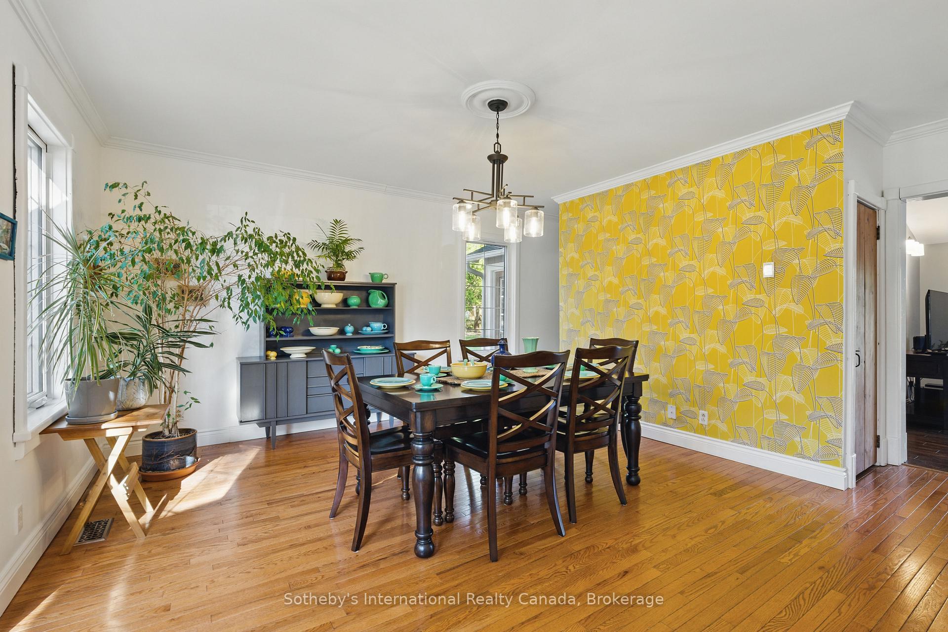 Photo 10 of 325 Farquhar Street, Gravenhurst, Muskoka (S) — HOMEH