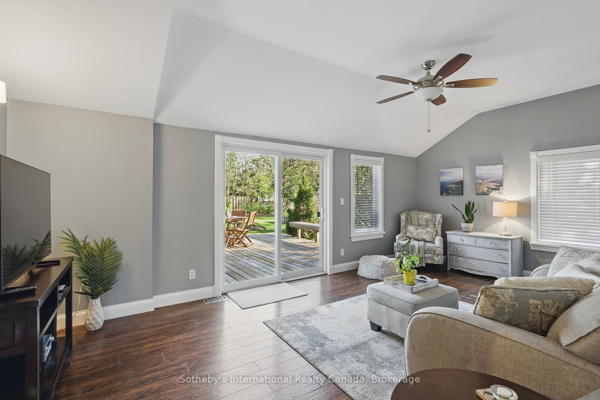 Photo 14 of 325 Farquhar Street, Gravenhurst, Muskoka (S) — HOMEH