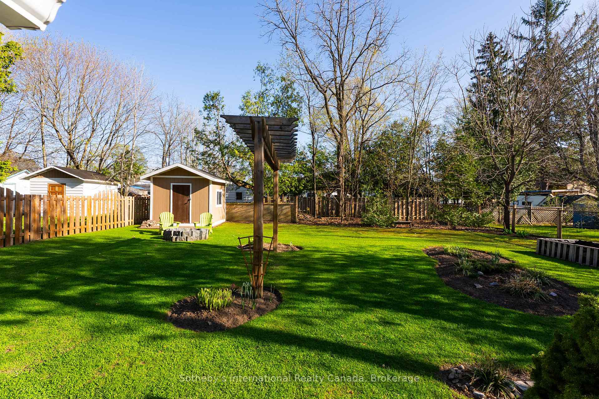 Photo 37 of 325 Farquhar Street, Gravenhurst, Muskoka (S) — HOMEH