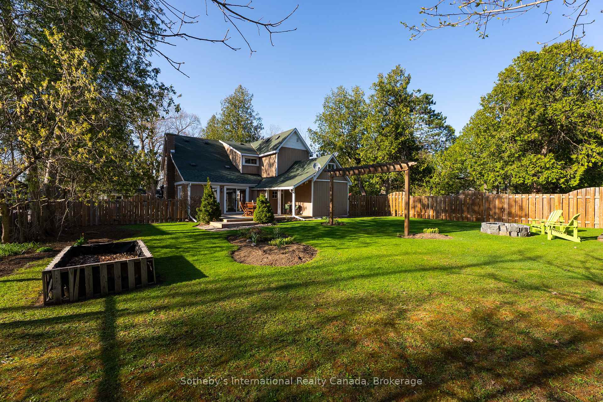 Photo 39 of 325 Farquhar Street, Gravenhurst, Muskoka (S) — HOMEH