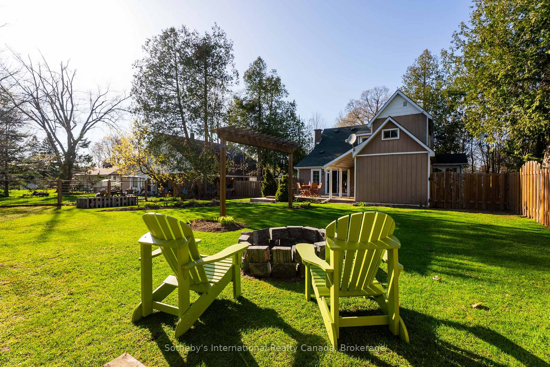 Photo 40 of 325 Farquhar Street, Gravenhurst, Muskoka (S) — HOMEH