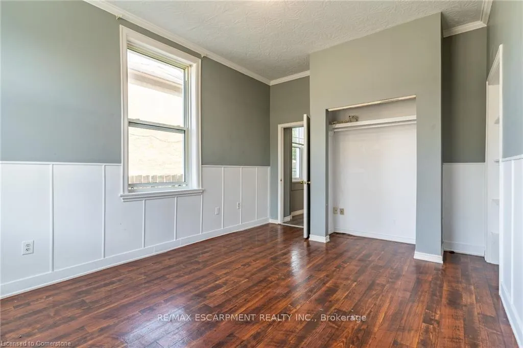 Photo 25 of 55 Willow Street, Brant, Paris — HOMEH