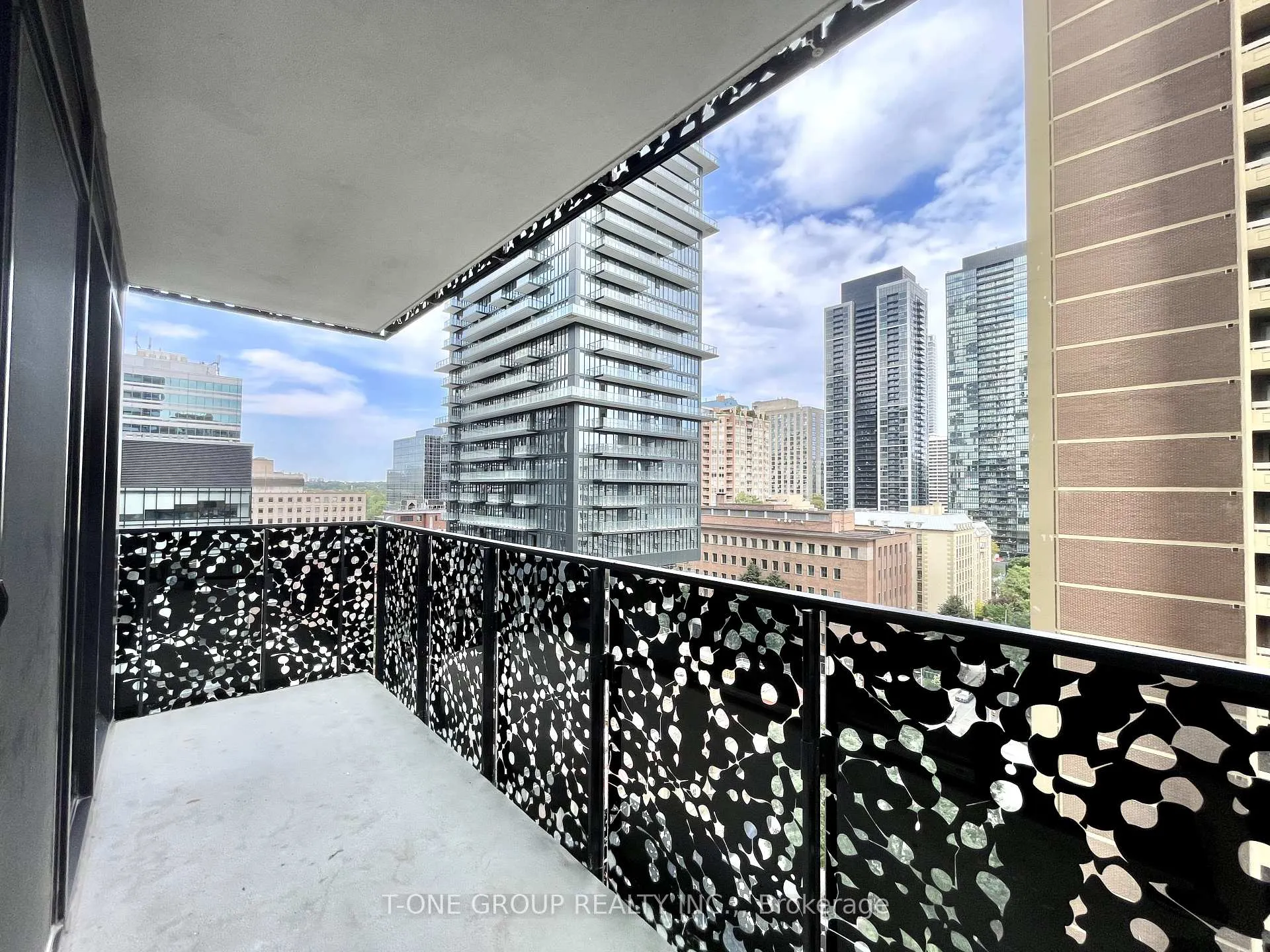 Photo 9 of Unit 1112, 55 Charles Street E, Toronto, Church-Yonge Corridor — HOMEH
