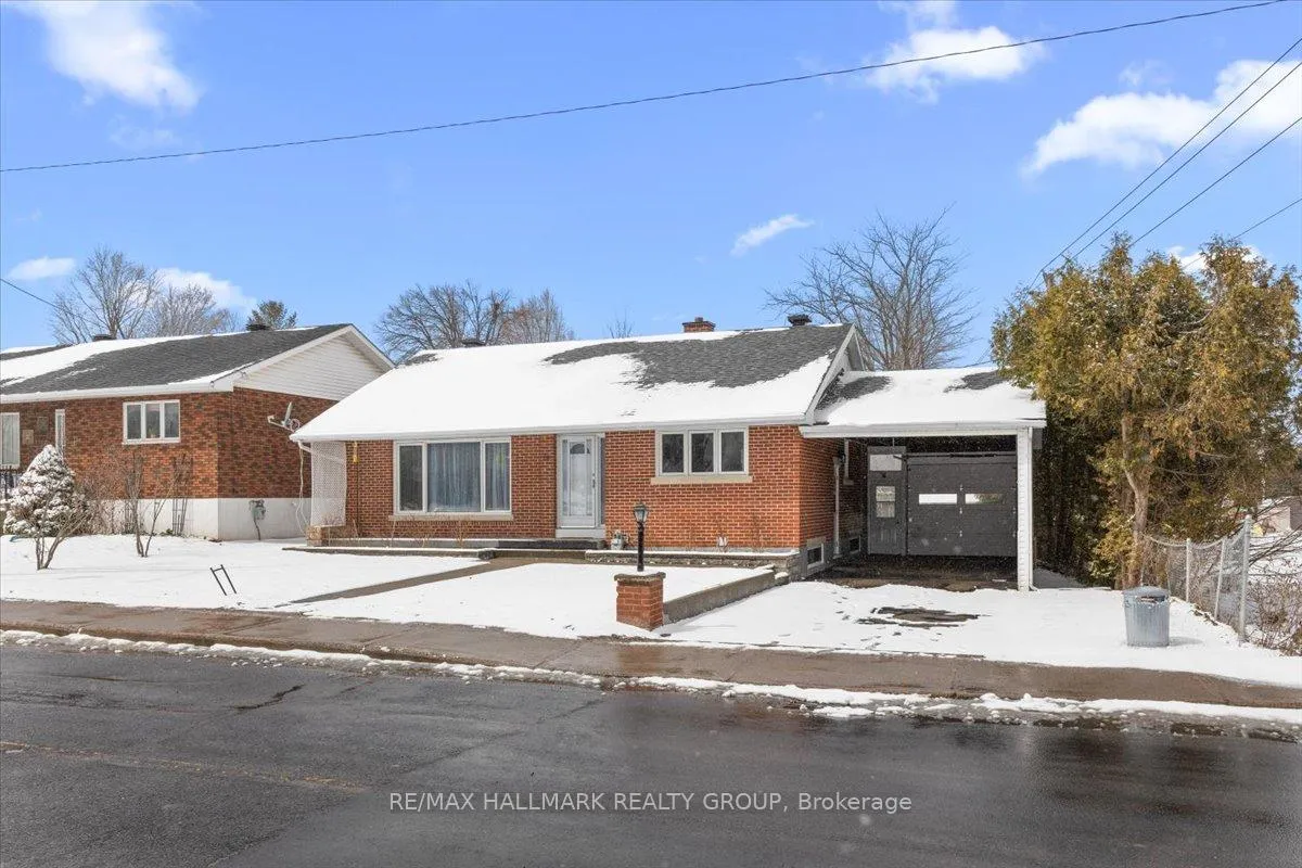 Photo 4 of 66 Broadview Avenue E, Smiths Falls — HOMEH