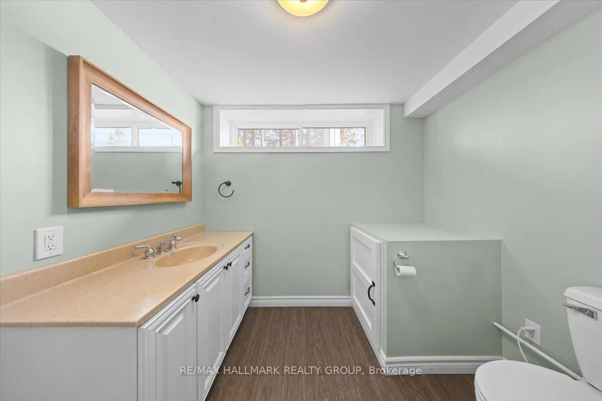 Photo 37 of 66 Broadview Avenue E, Smiths Falls — HOMEH