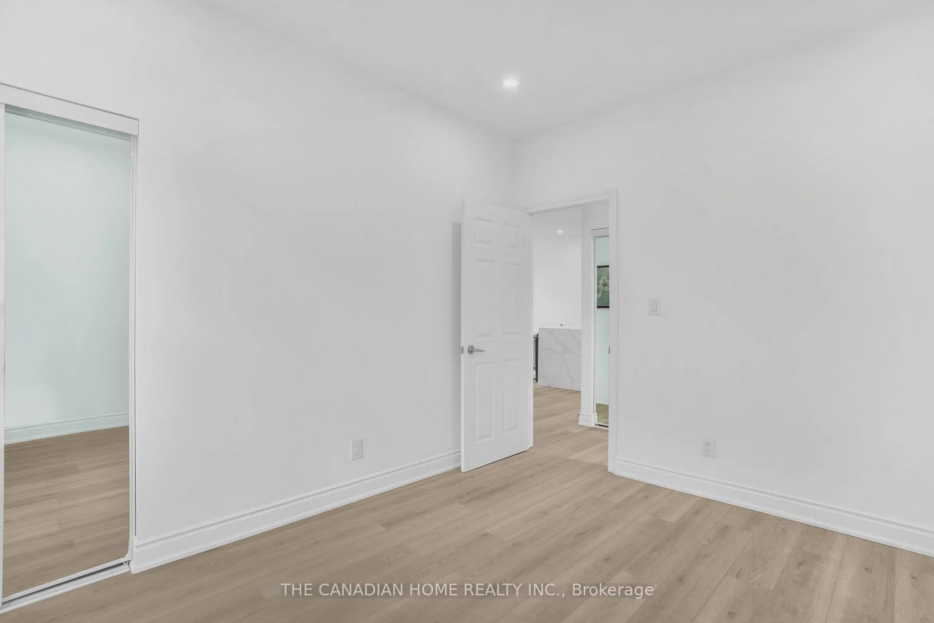 Photo 22 of 582 Wentworth Street, Hamilton, Industrial Sector — HOMEH