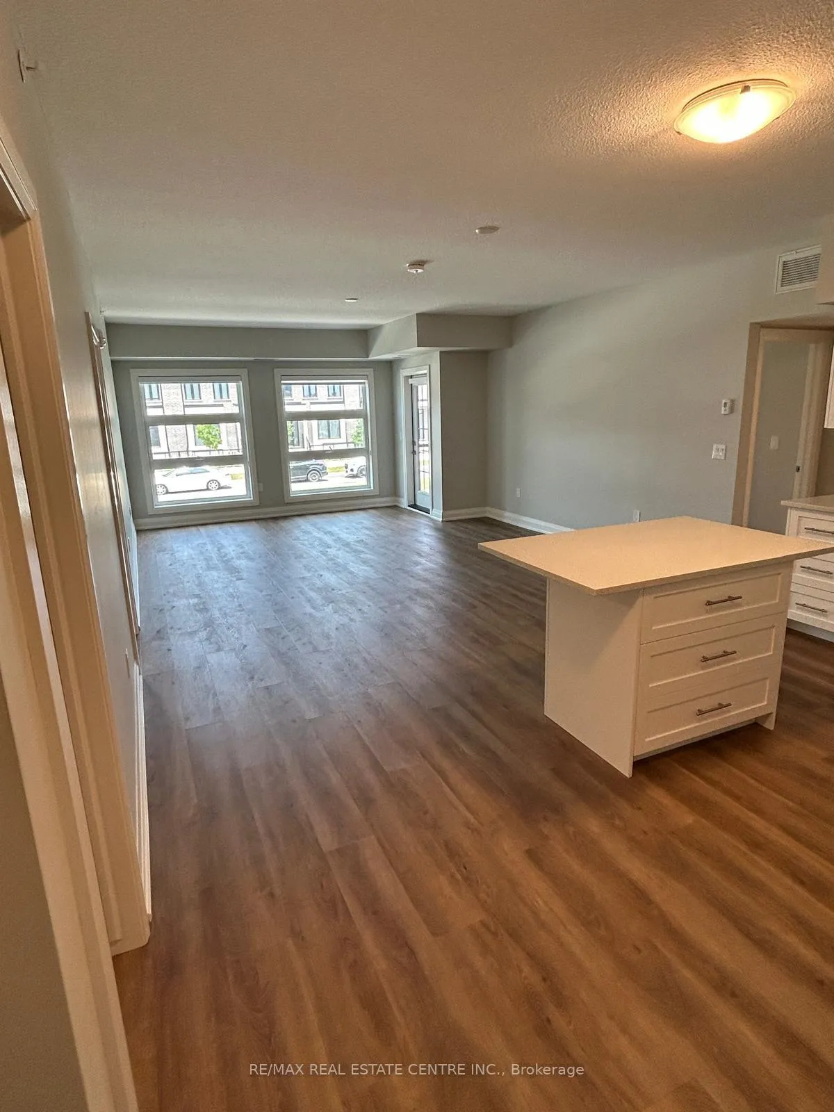 Photo 7 of Unit 108, 120 Summersides Boulevard, Pelham, Fonthill — HOMEH