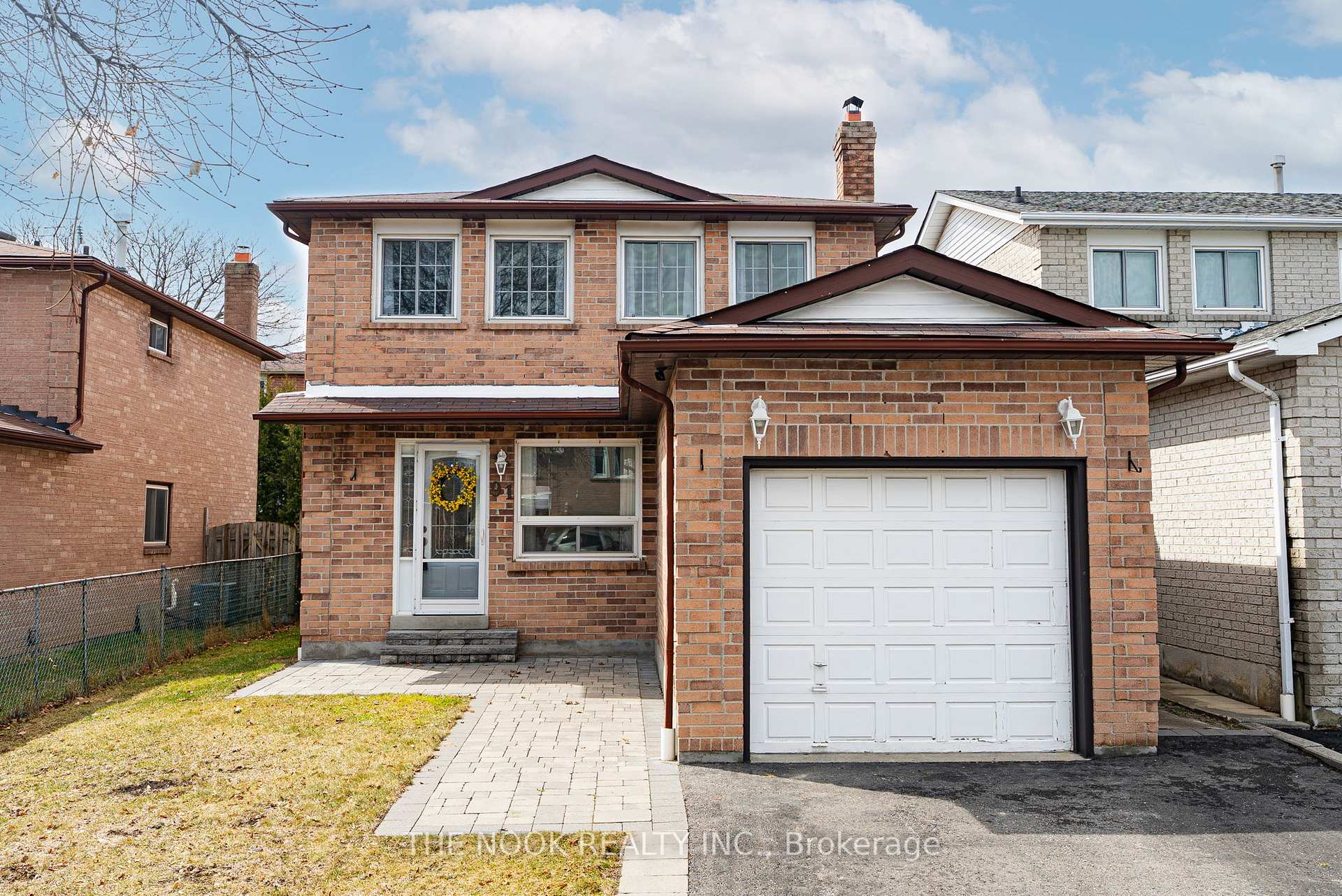 Photo 2 of 91 Rotherglen Road N, Ajax, Central West — HOMEH