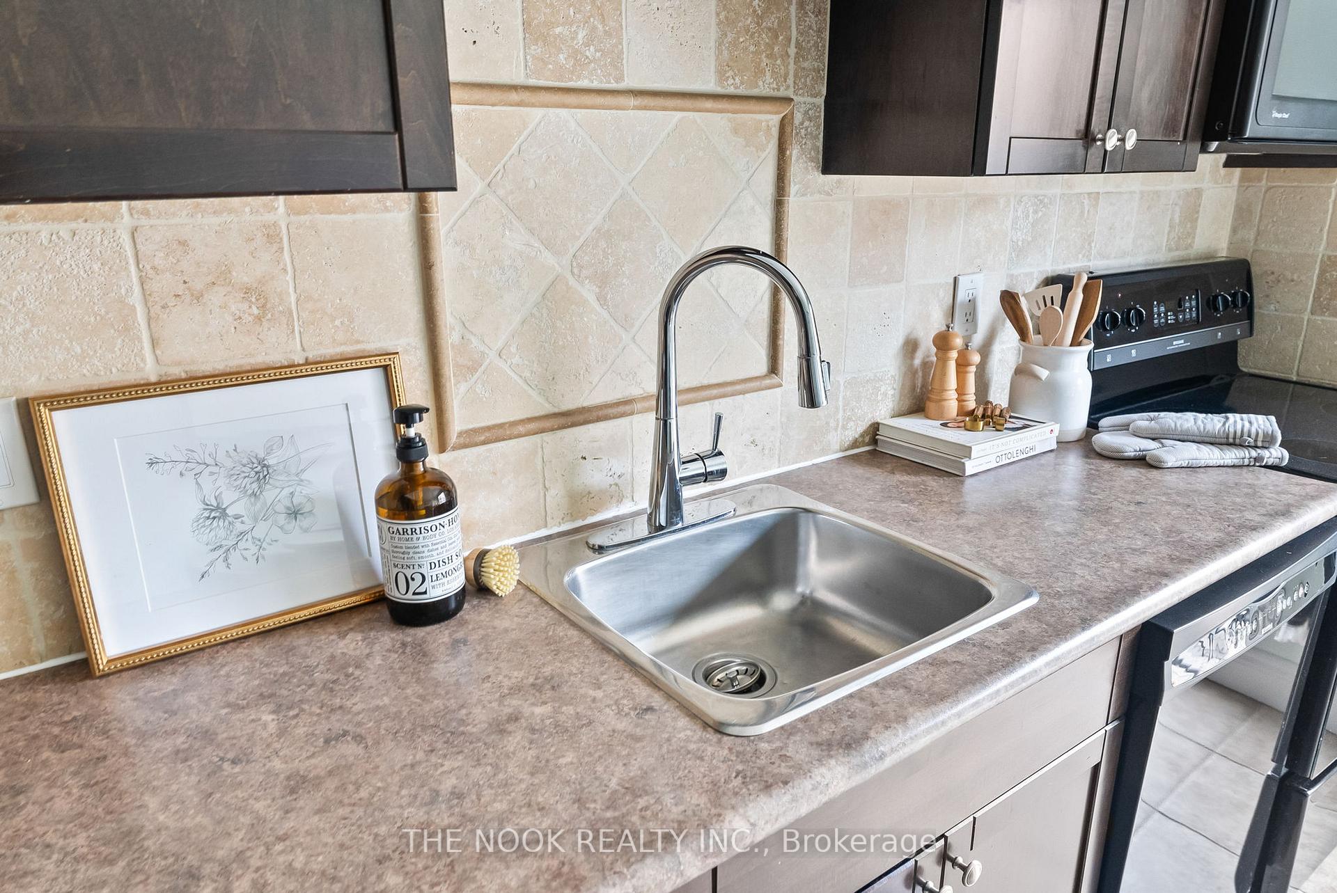 Photo 18 of 91 Rotherglen Road N, Ajax, Central West — HOMEH