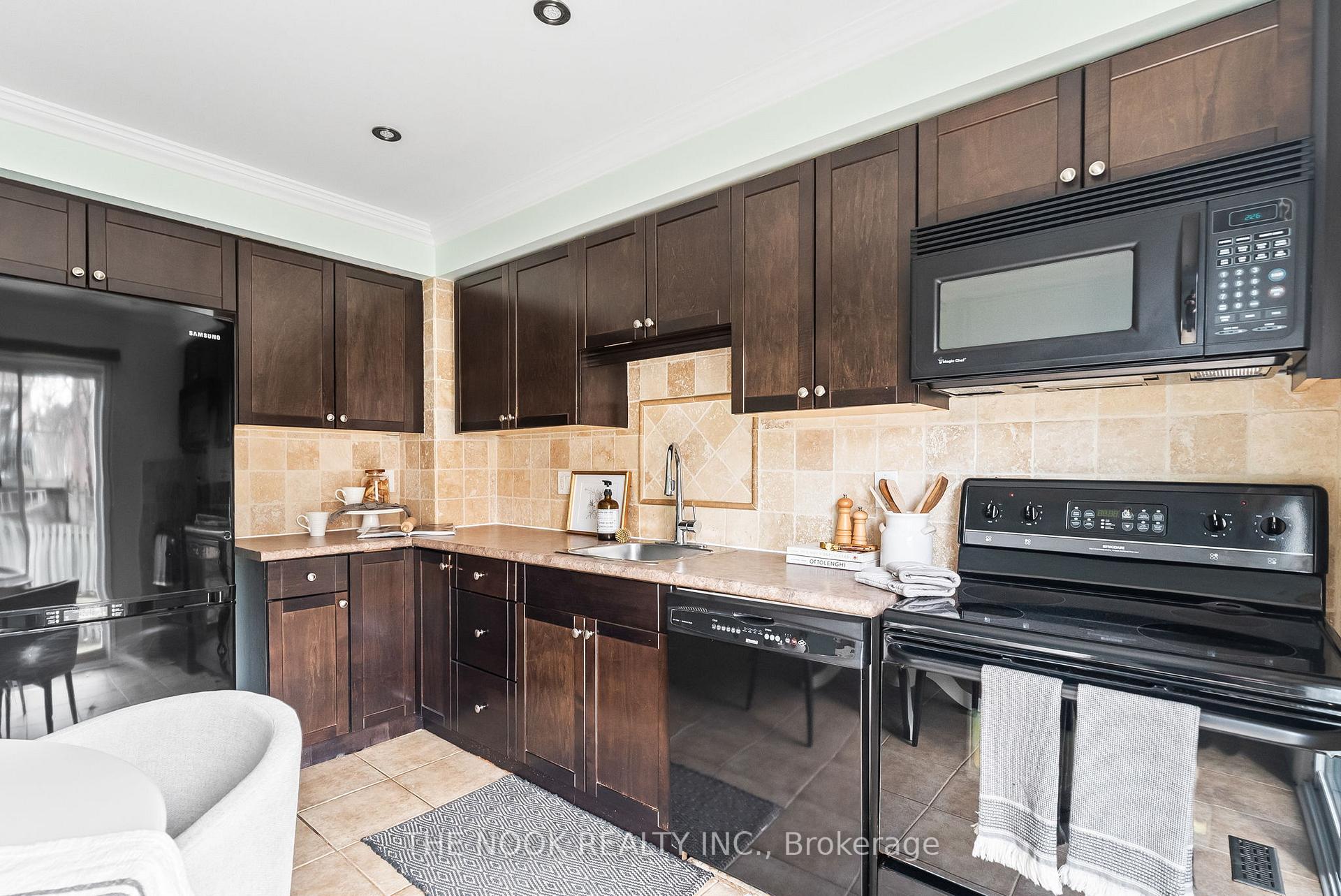 Photo 20 of 91 Rotherglen Road N, Ajax, Central West — HOMEH