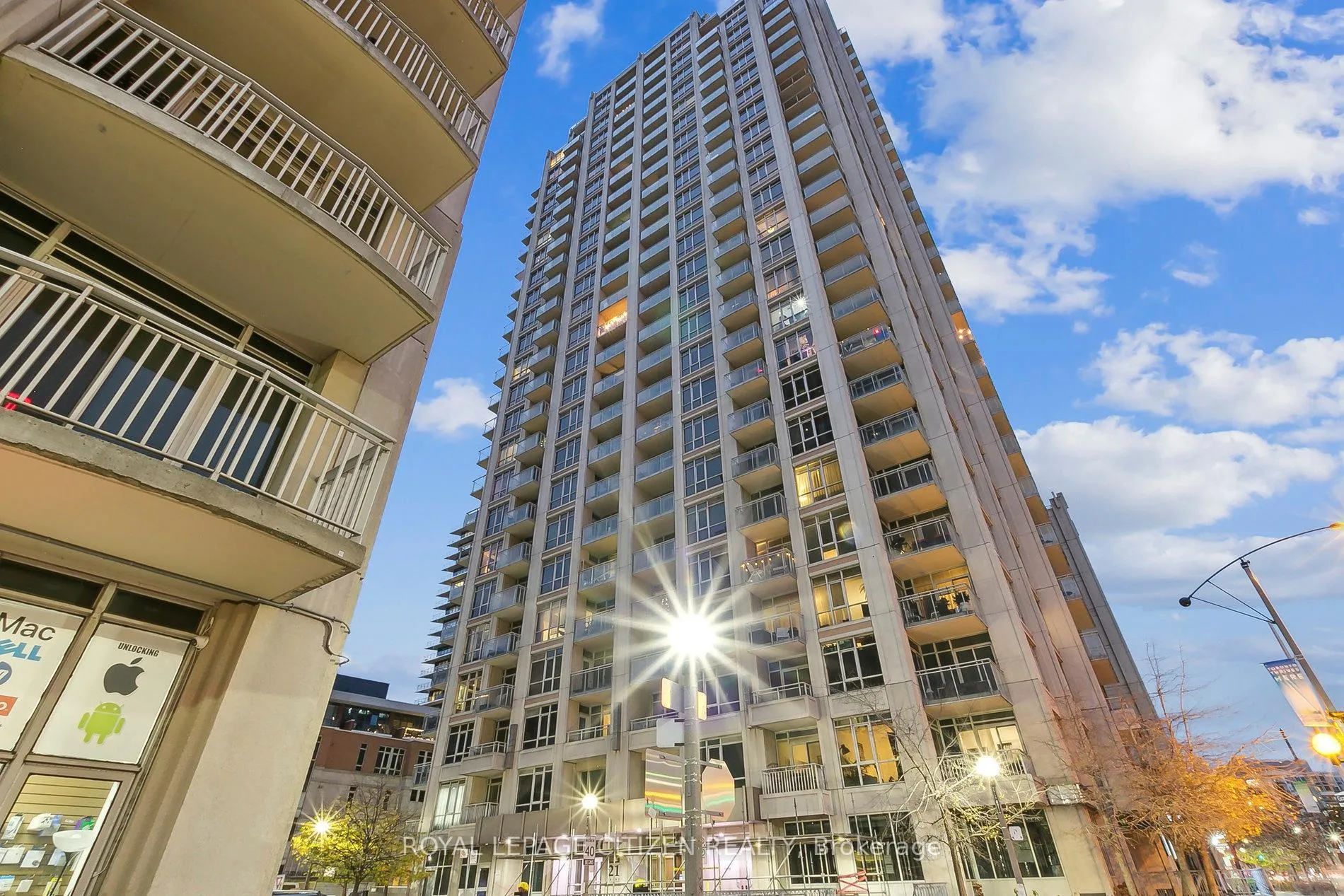 Front of Unit 2304, 21 Grand Magazine Street