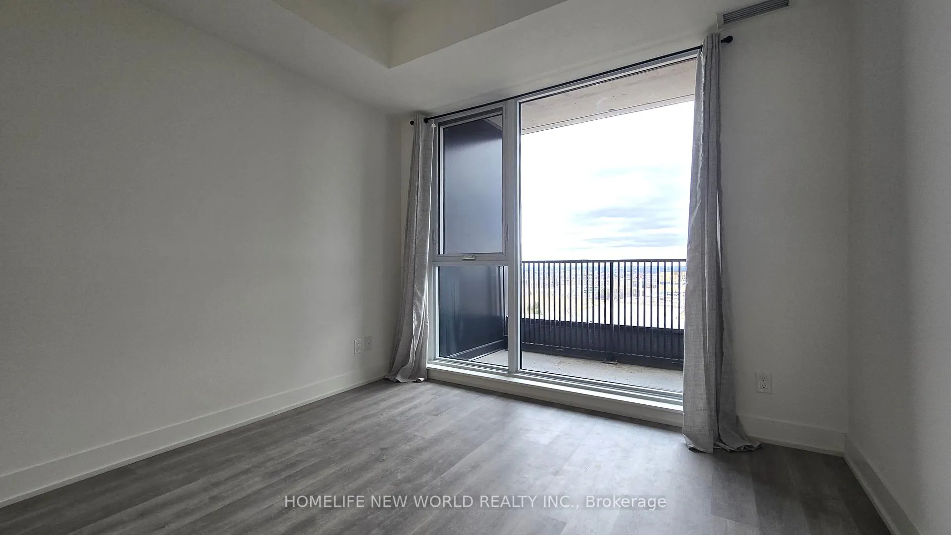 Photo 4 of Unit 2105, 38 Andre De Grasse Street, Markham, Unionville — HOMEH