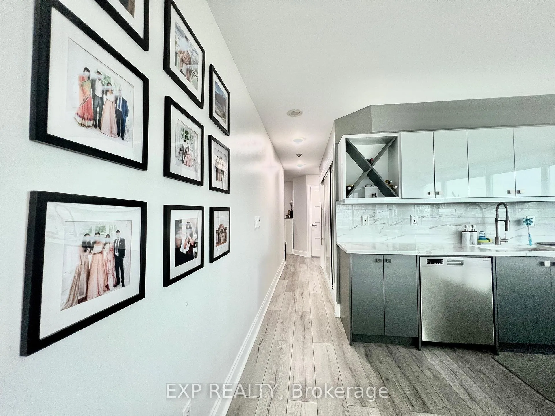 Photo 8 of Unit 1309, 231 Fort York Boulevard, Toronto, Niagara — HOMEH