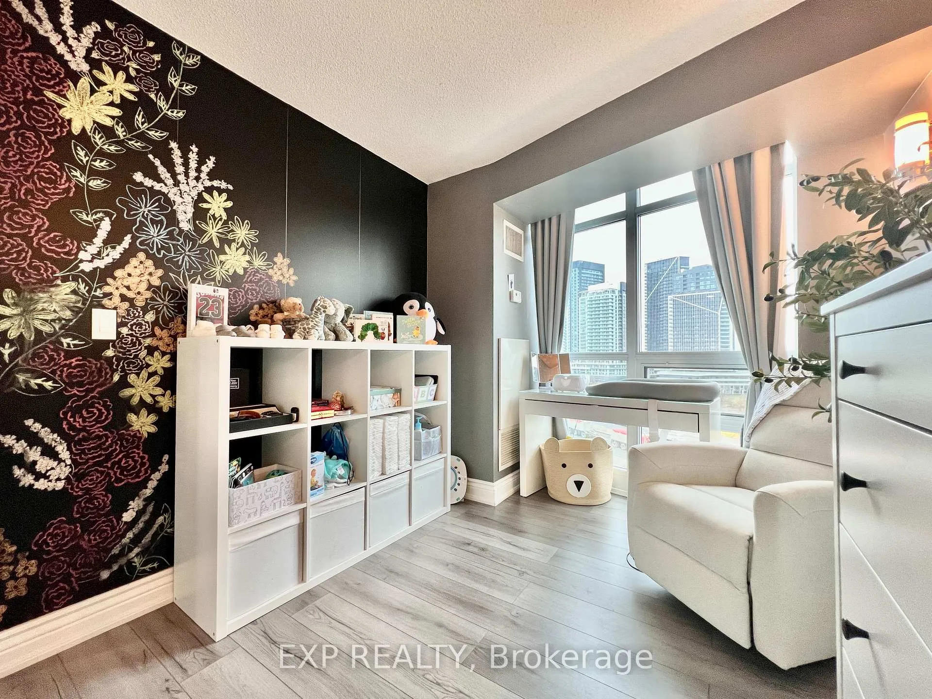 Photo 15 of Unit 1309, 231 Fort York Boulevard, Toronto, Niagara — HOMEH