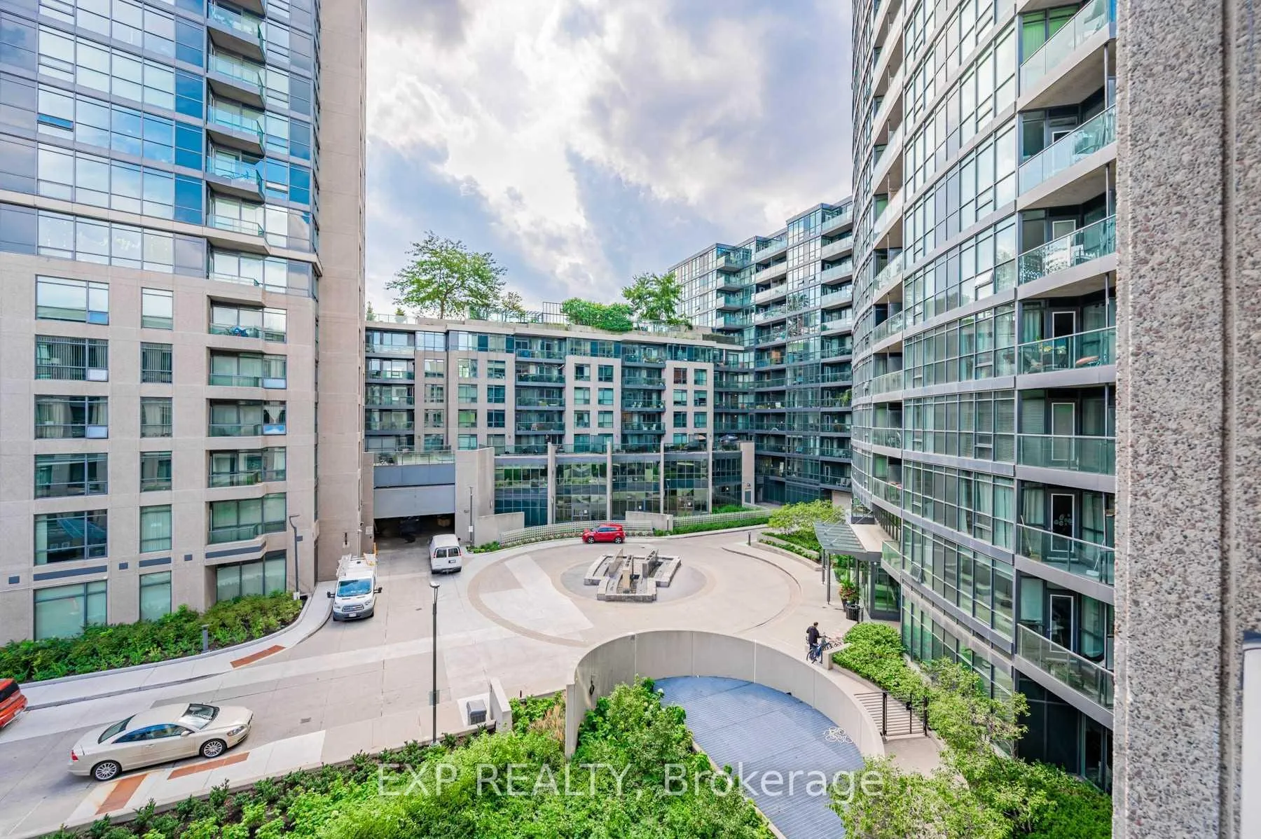 Photo 23 of Unit 1309, 231 Fort York Boulevard, Toronto, Niagara — HOMEH