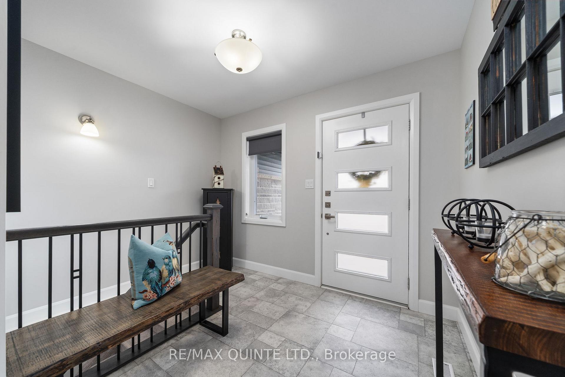 Photo 4 of 69 Dewal Place, Belleville, Belleville Ward — HOMEH