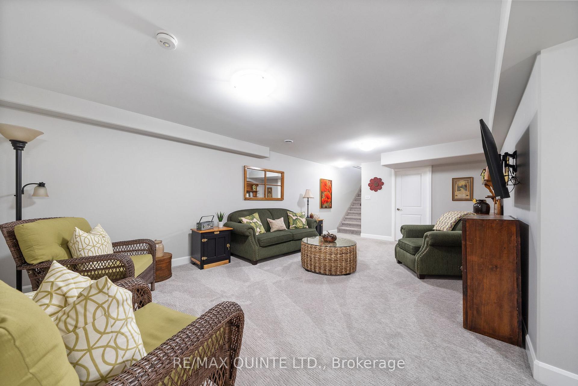 Photo 21 of 69 Dewal Place, Belleville, Belleville Ward — HOMEH