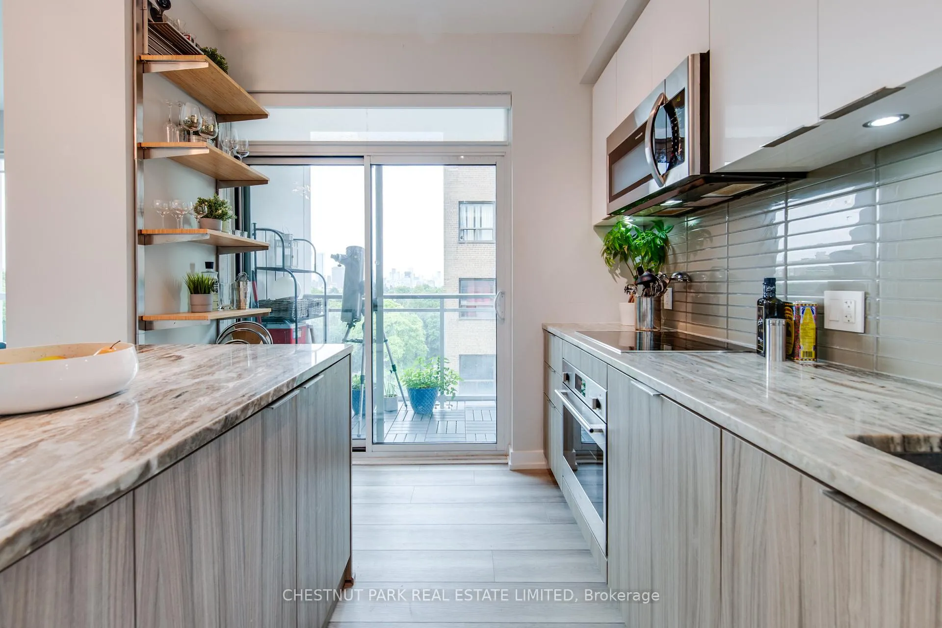Photo 11 of Unit 614, 223 St. Clair Avenue W, Toronto, Casa Loma — HOMEH