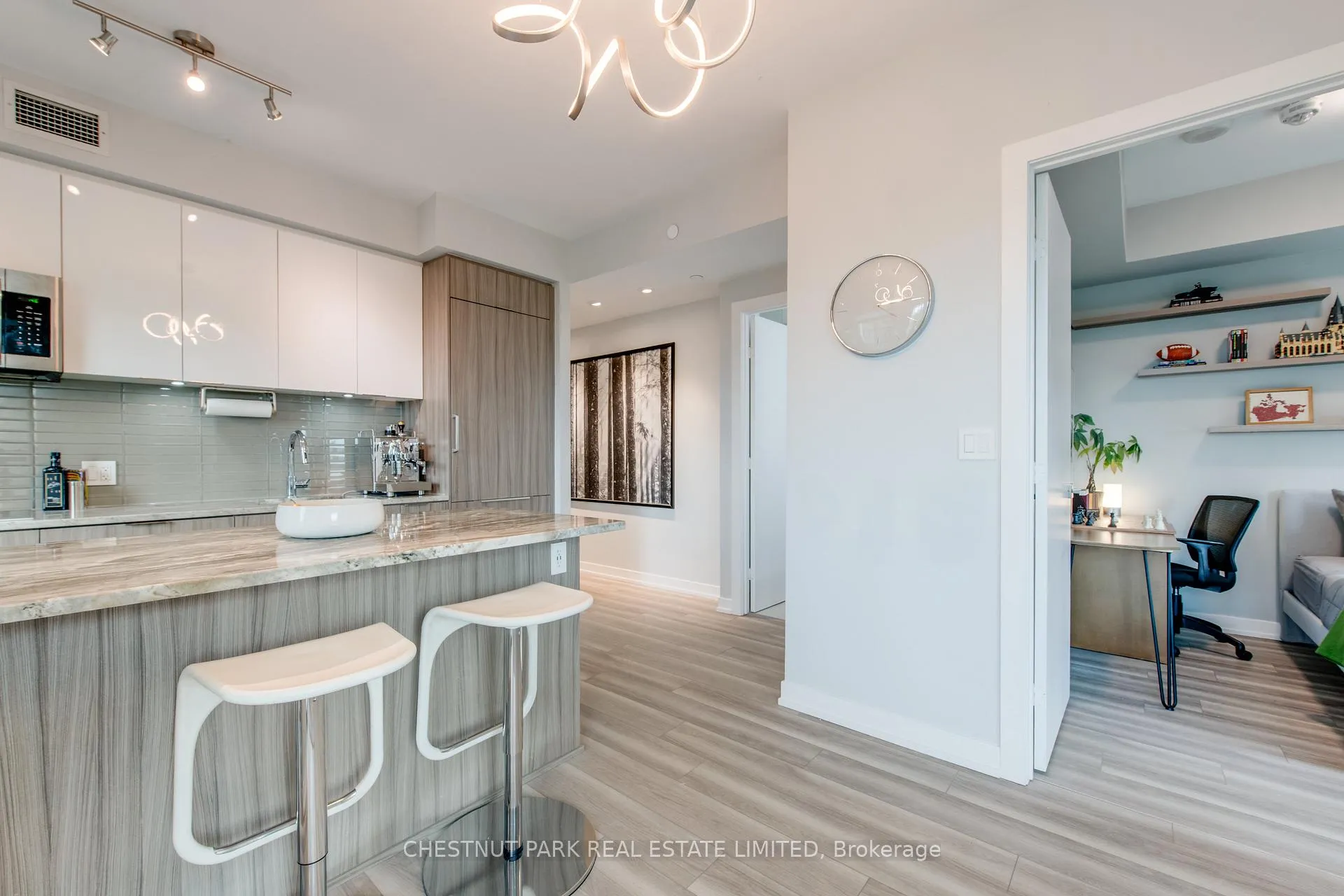 Photo 26 of Unit 614, 223 St. Clair Avenue W, Toronto, Casa Loma — HOMEH