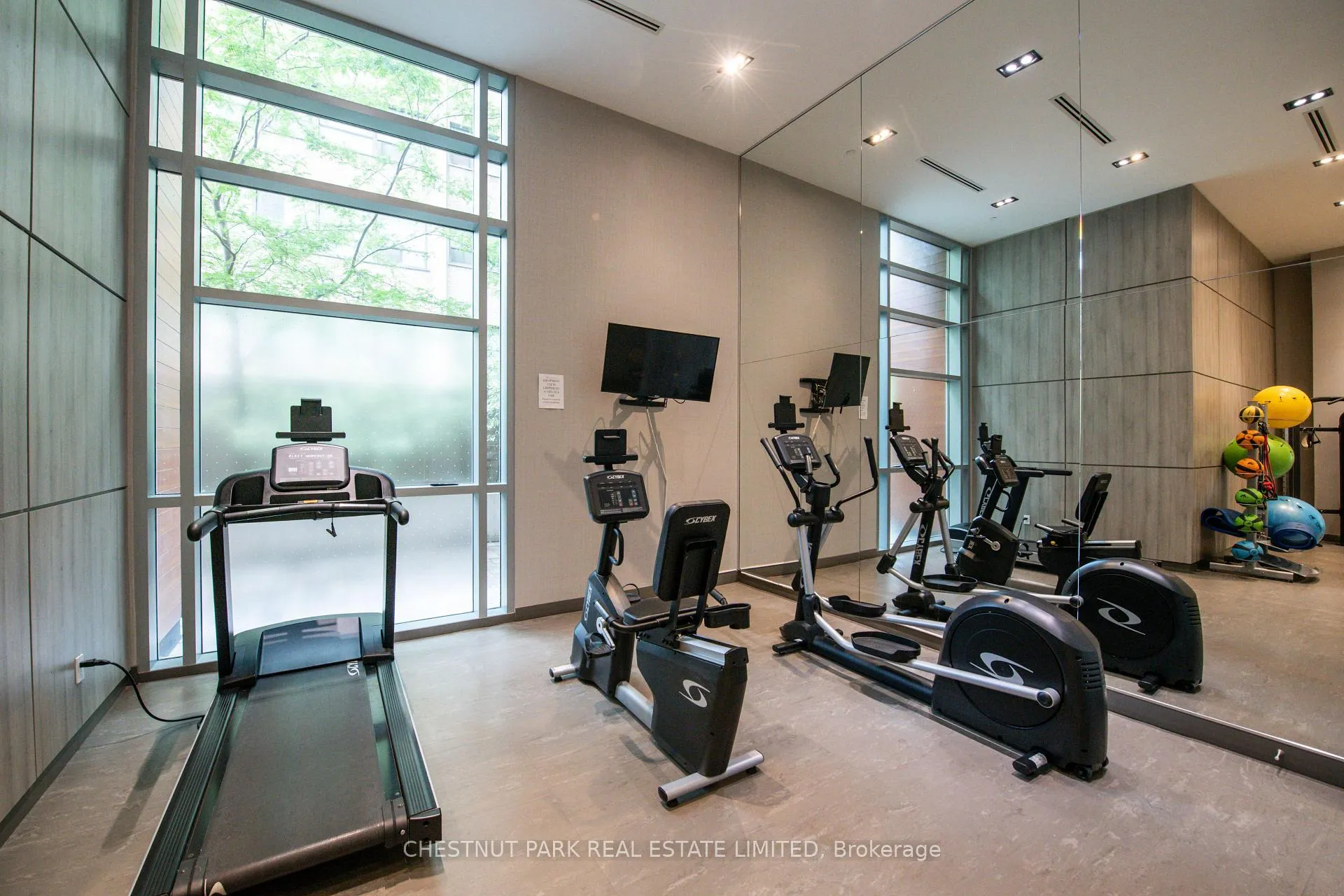 Photo 39 of Unit 614, 223 St. Clair Avenue W, Toronto, Casa Loma — HOMEH