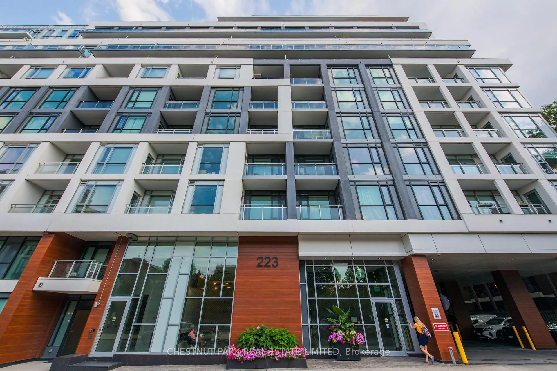 Photo 49 of Unit 614, 223 St. Clair Avenue W, Toronto, Casa Loma — HOMEH