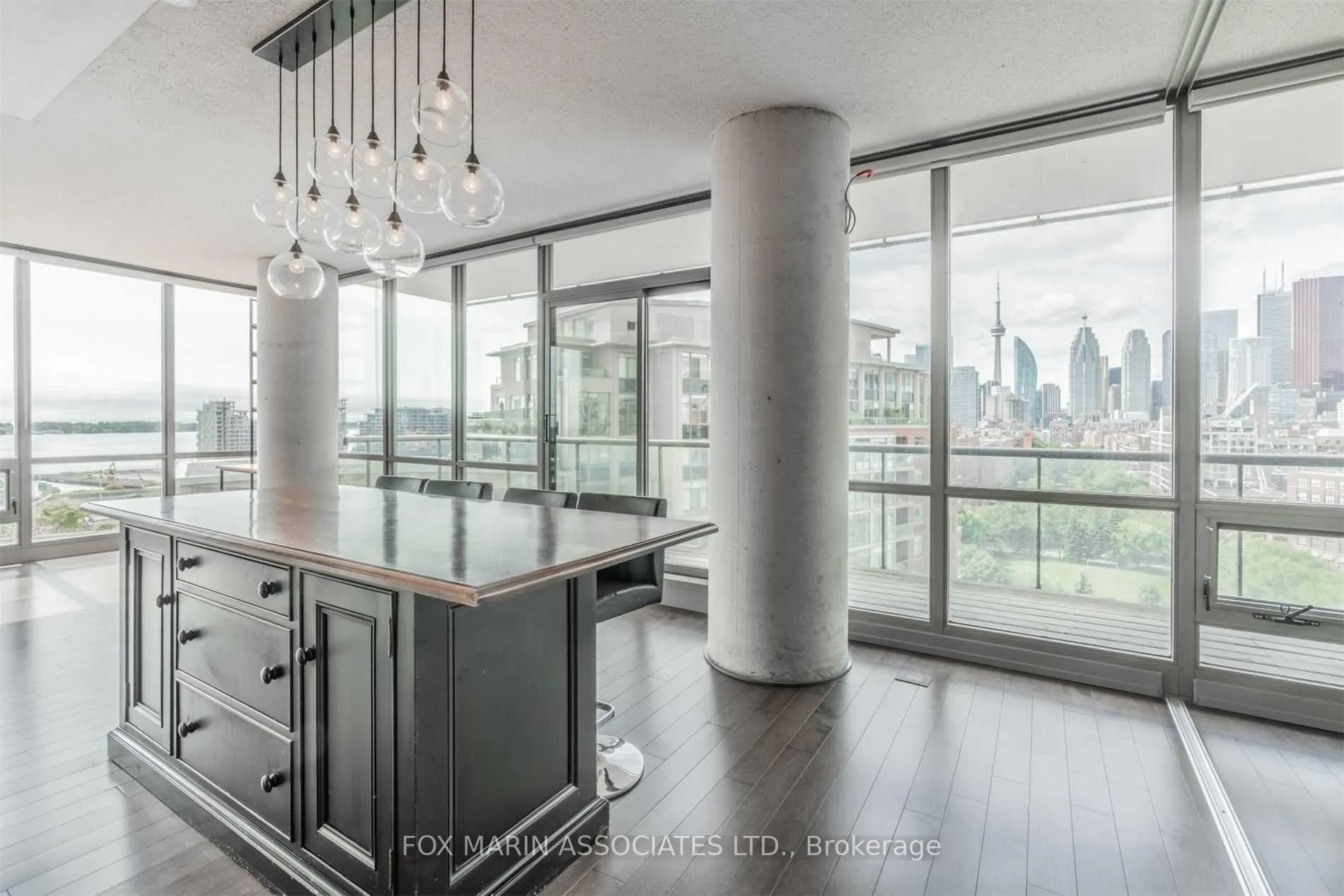 Photo 5 of Unit 1107, 33 Mill Street, Toronto, Waterfront Communities — HOMEH