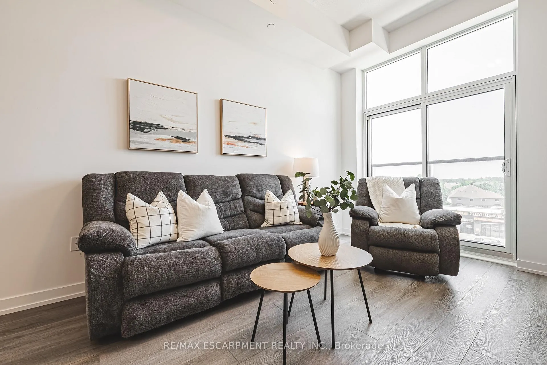 Photo 7 of Unit 505, 460 Dundas Street E, Hamilton, Waterdown — HOMEH