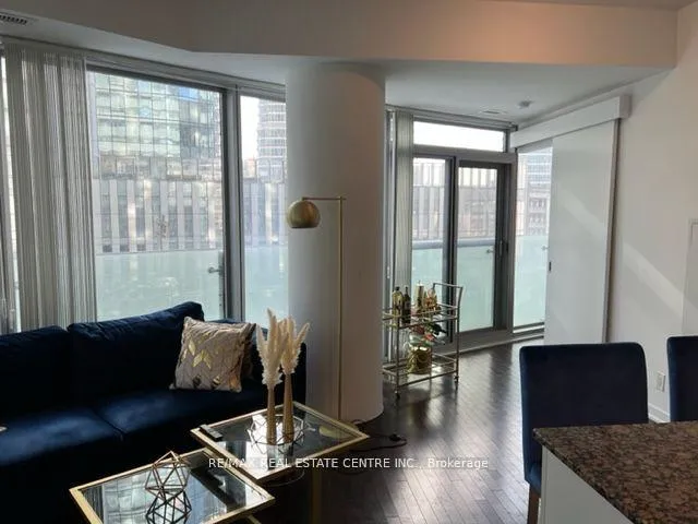 Photo 26 of Unit 302, 12 York Street, Toronto, Waterfront Communities — HOMEH