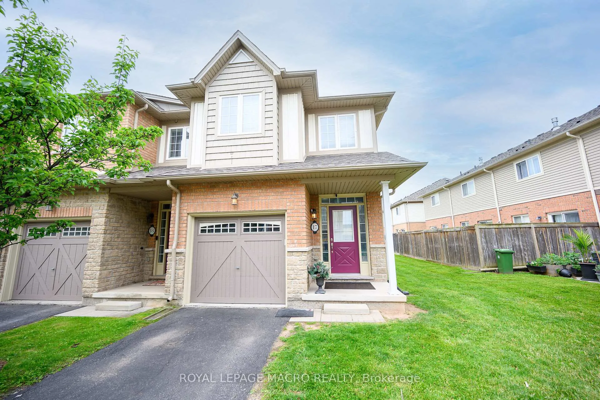 Photo 2 of Unit 17, 170 Dewitt Road, Hamilton, Stoney Creek — HOMEH