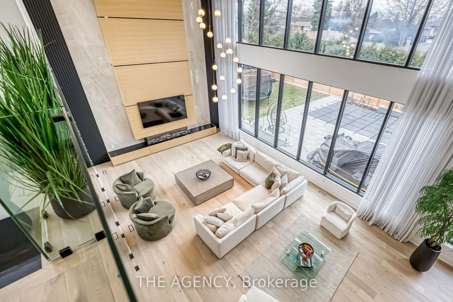 Photo 8 of 20 Royal Avenue, King, Nobleton — HOMEH