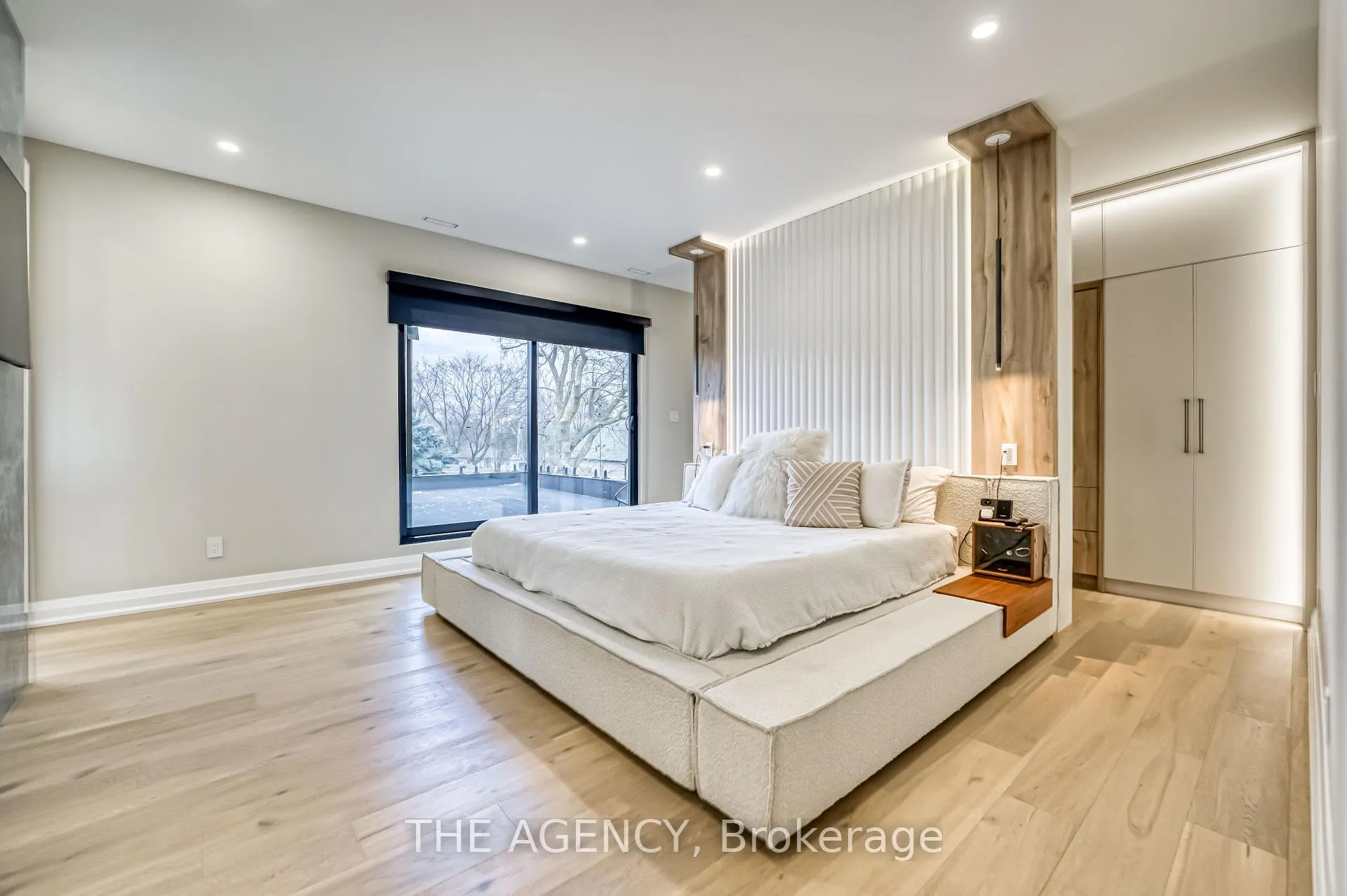 Photo 16 of 20 Royal Avenue, King, Nobleton — HOMEH