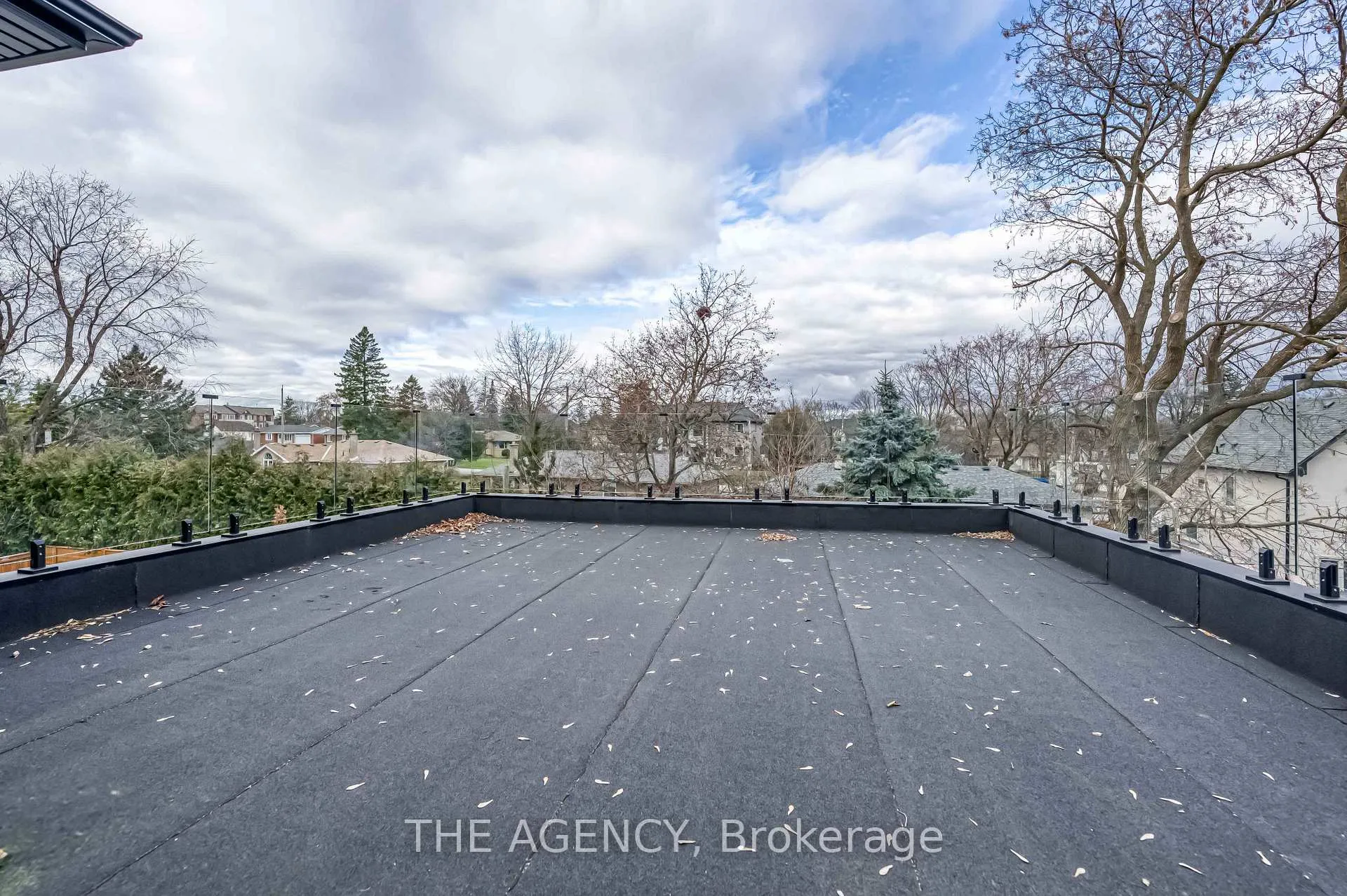 Photo 21 of 20 Royal Avenue, King, Nobleton — HOMEH