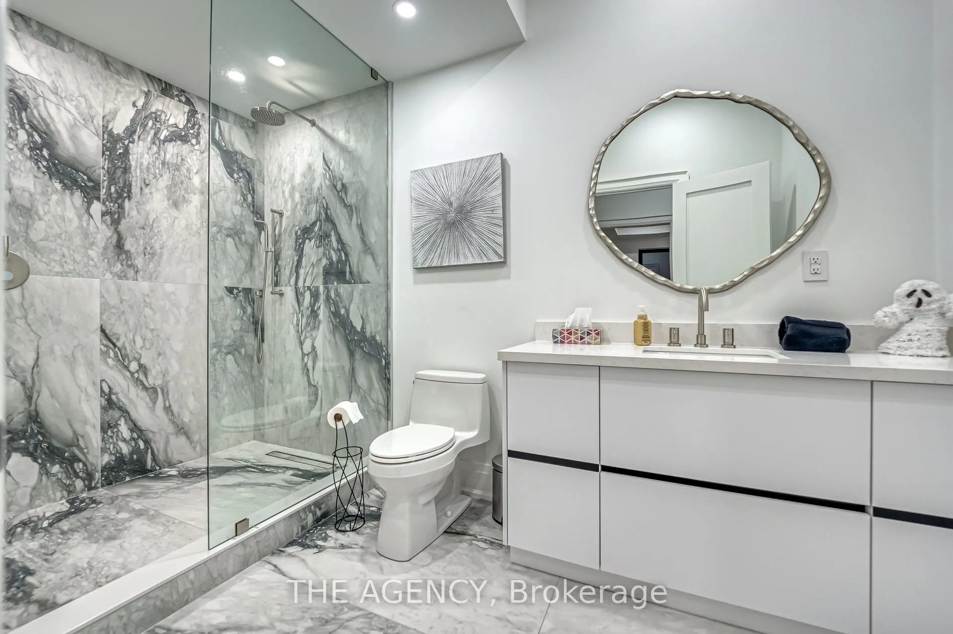 Photo 32 of 20 Royal Avenue, King, Nobleton — HOMEH