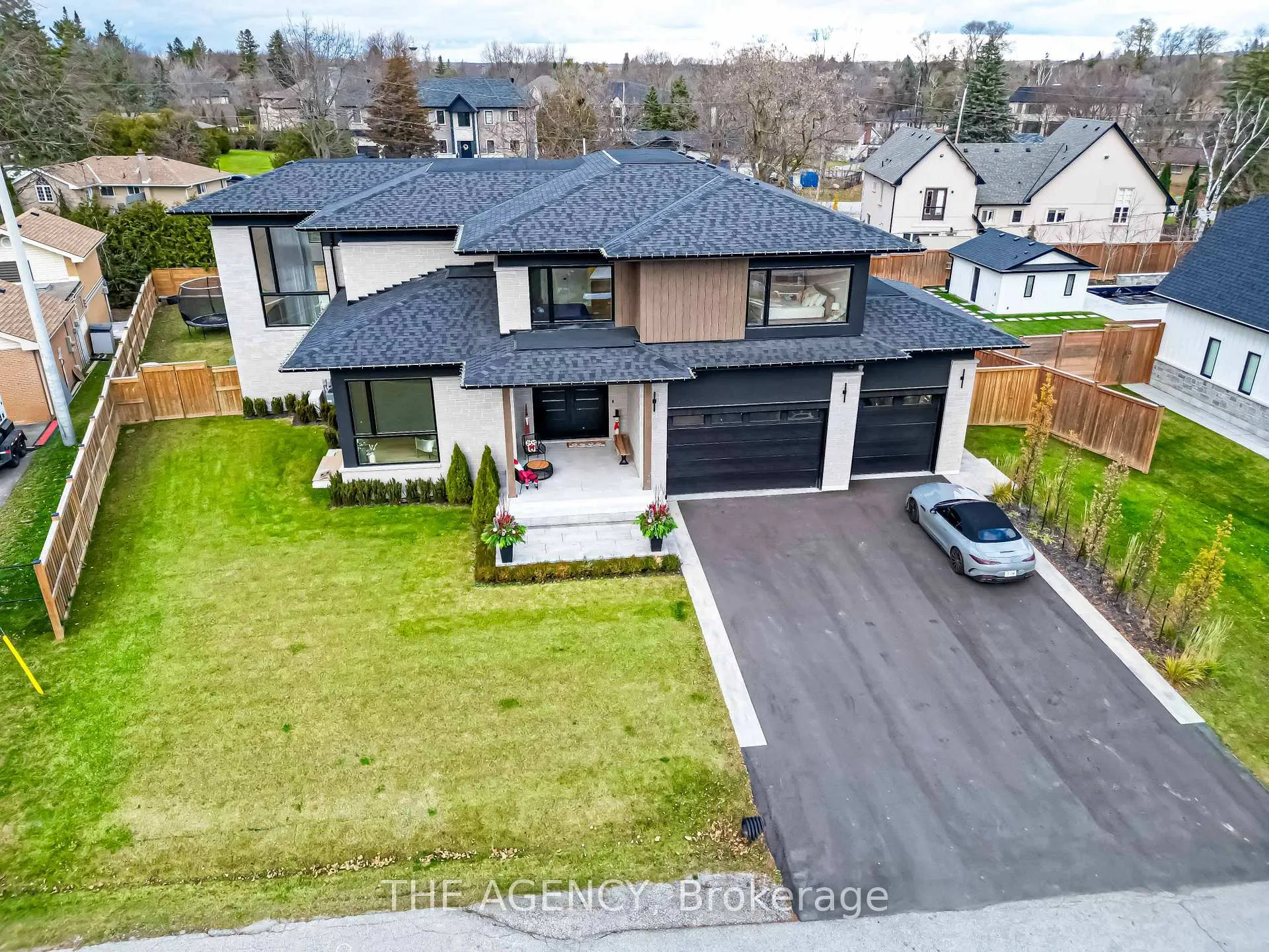 Photo 38 of 20 Royal Avenue, King, Nobleton — HOMEH