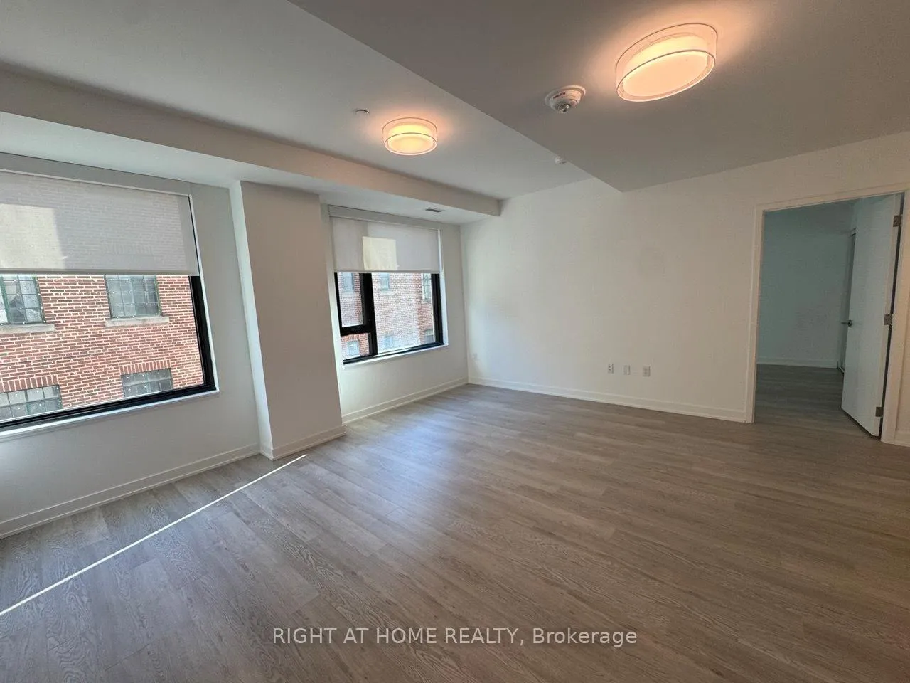 Photo 14 of Unit 201, 3 Strathgowan Avenue, Toronto, Lawrence Park South — HOMEH